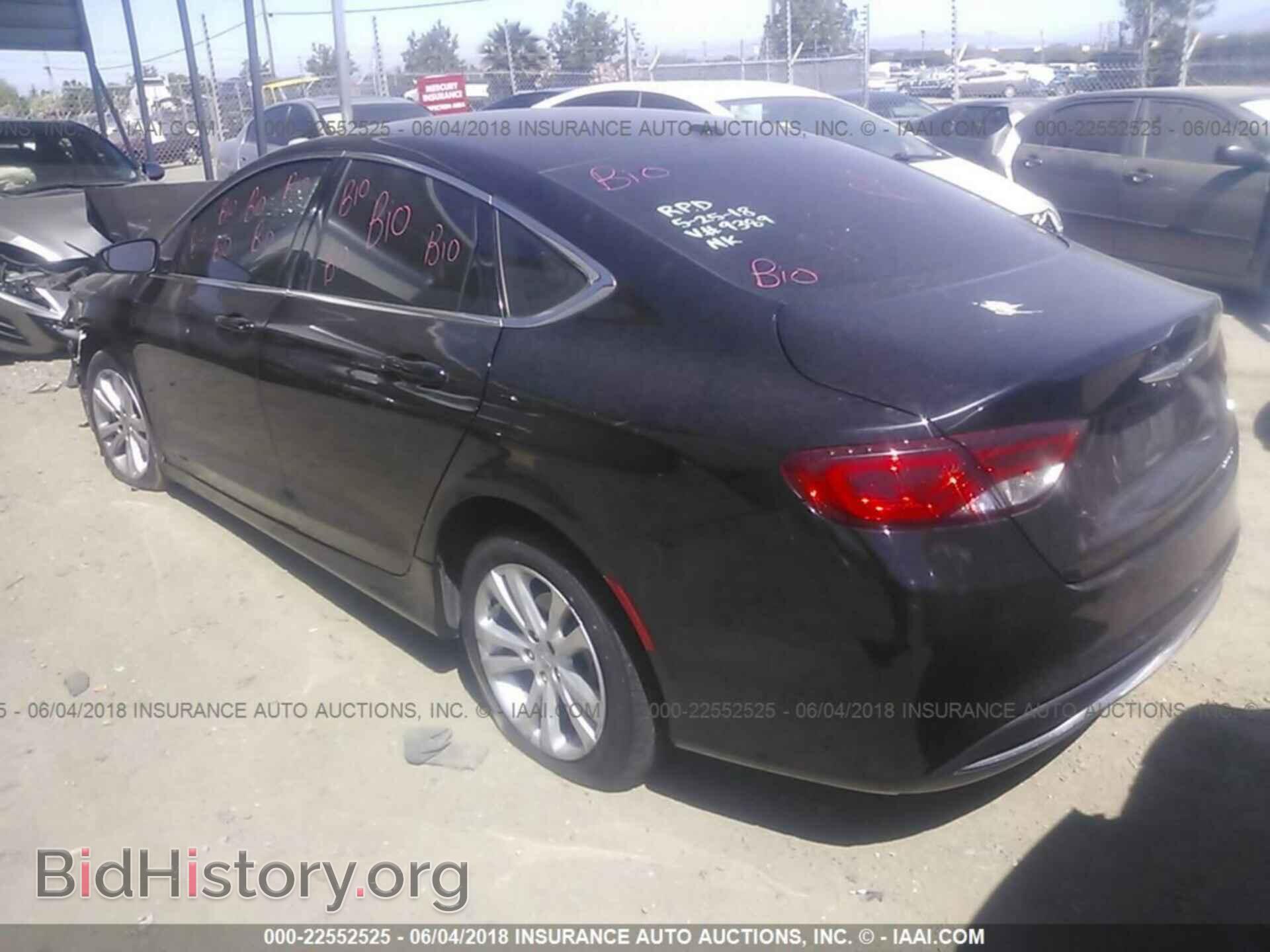 2015 Chrysler 200 - VIN: 1C3CCCAB7FN659389 - Photo 3