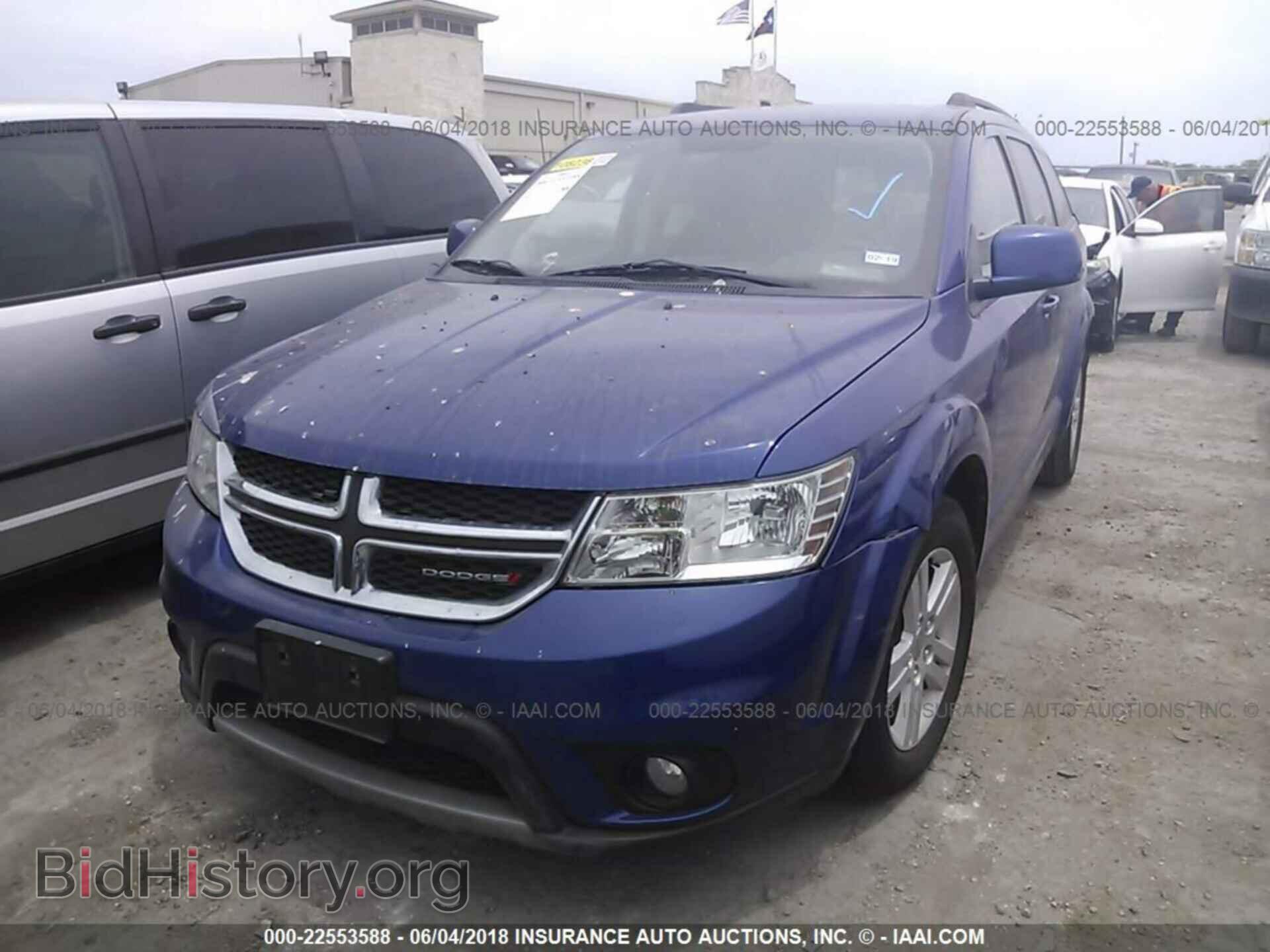 2012 Dodge Journey - VIN: 3C4PDCBB7CT356343 - Фото 2
