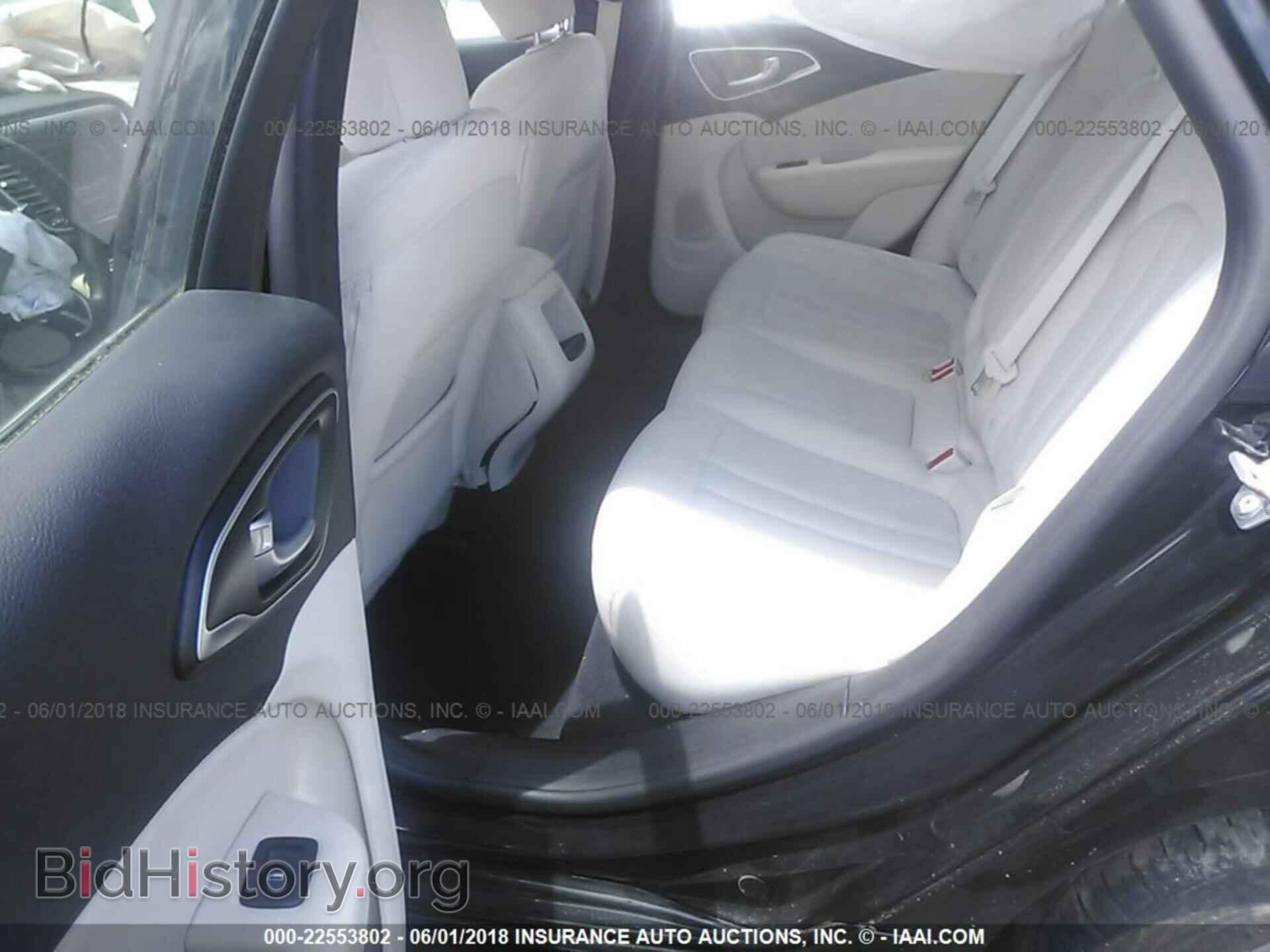 2016 Chrysler 200 - VIN: 1C3CCCFB4GN186111 - Photo 8