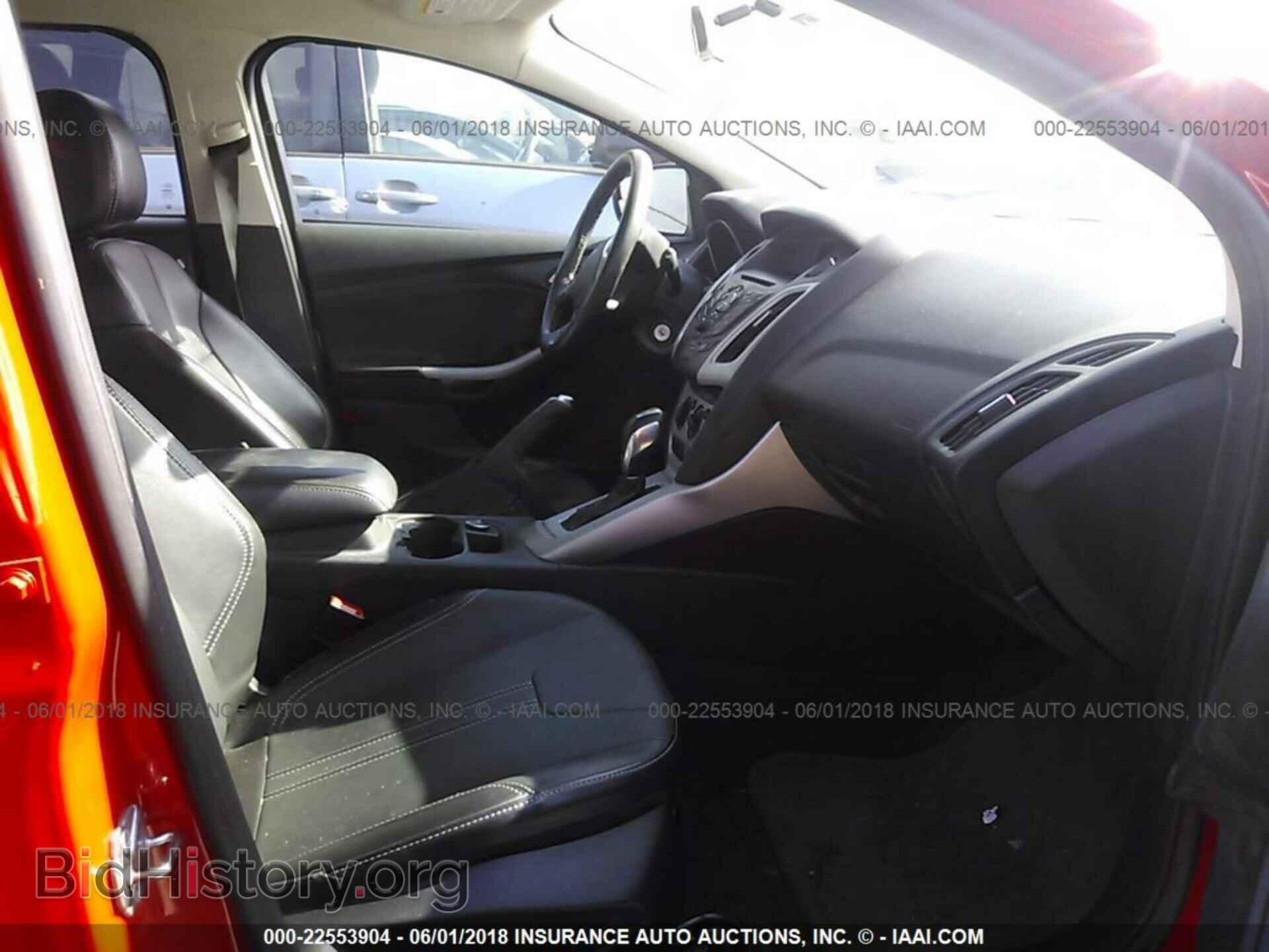 2014 Ford Focus - VIN: 1FADP3K20EL323456 - Photo 5