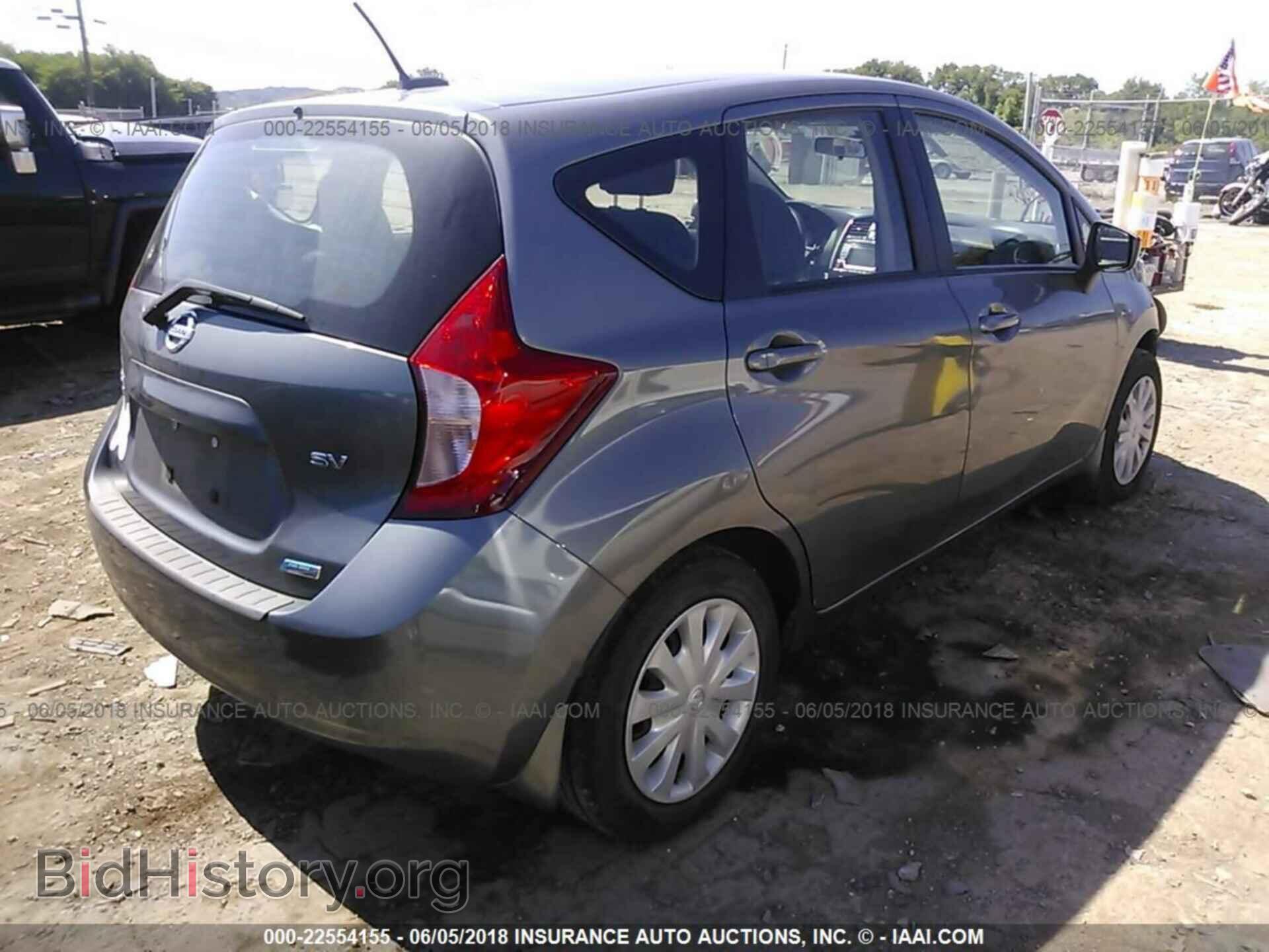 2016 Nissan Versa note - VIN: 3N1CE2CP1GL377343 - Фото 4