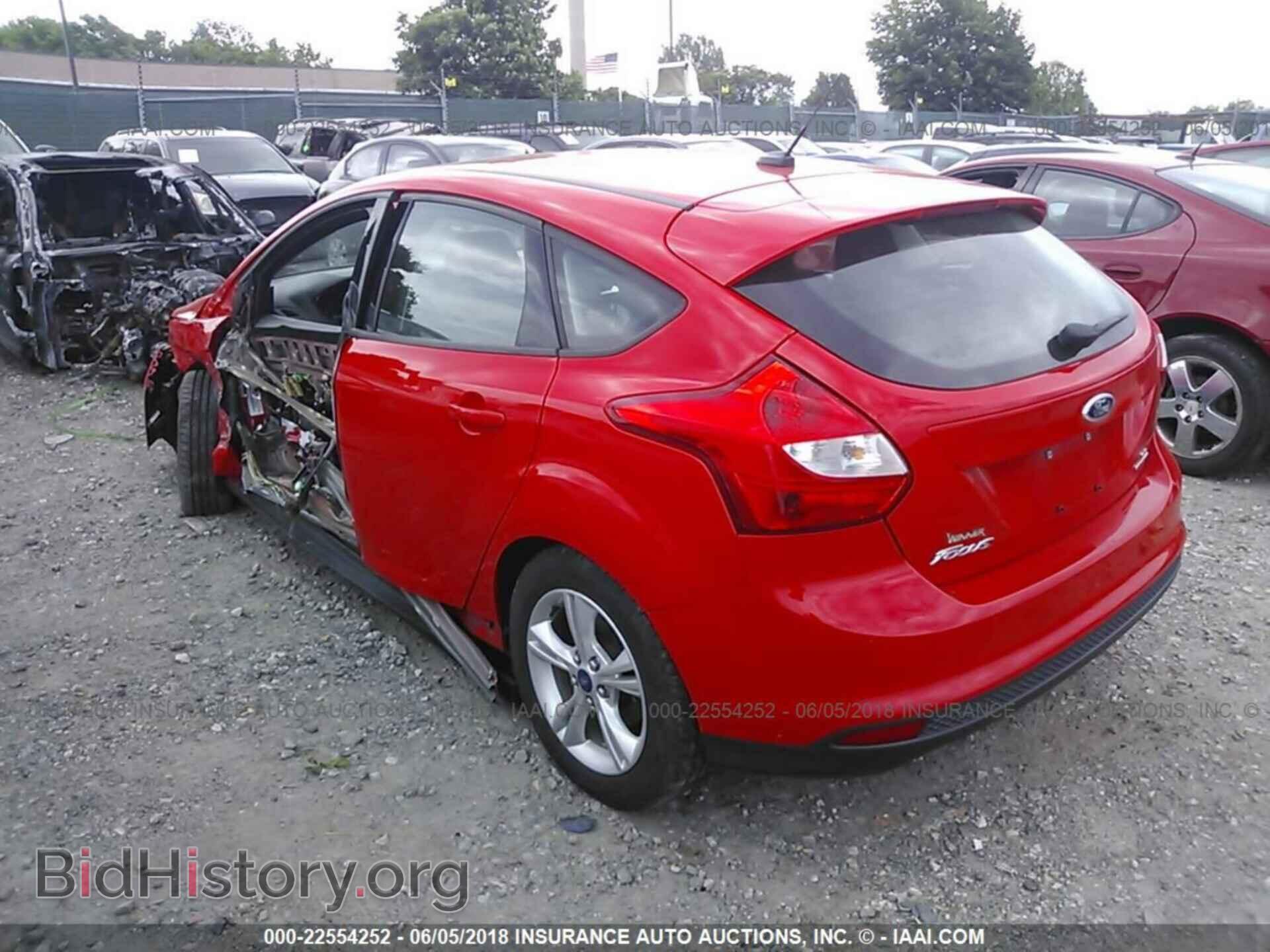 2012 Ford Focus - VIN: 1FAHP3K29CL432898 - Photo 3