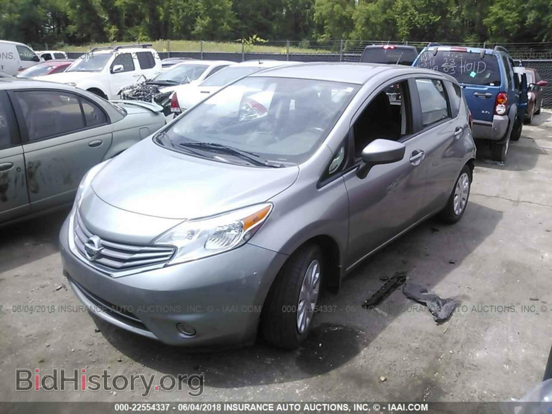 2015 Nissan Versa note - VIN: 3N1CE2CP6FL414725 - Фото 2