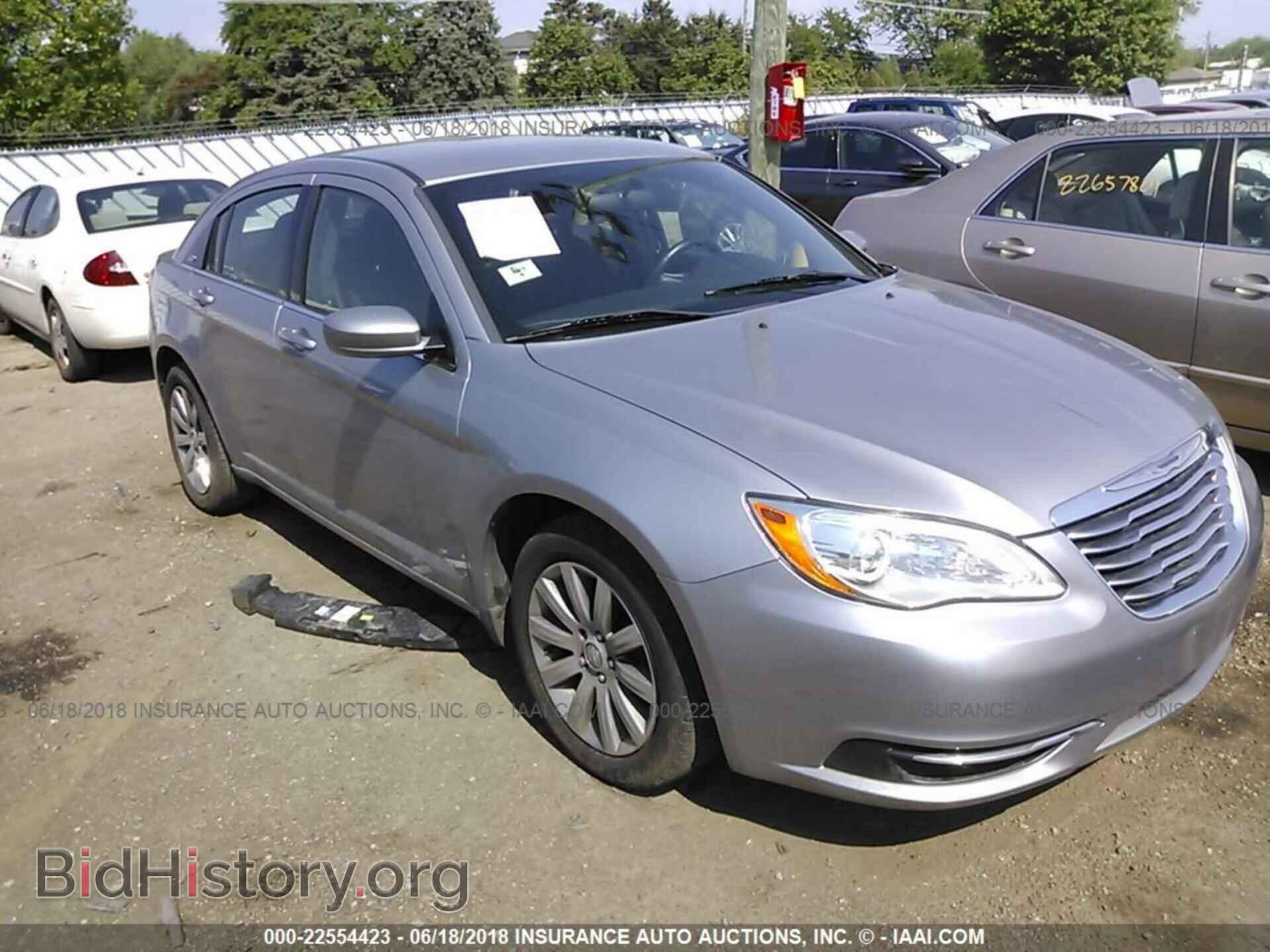 Photo 1C3CCBBB0EN150476 - Chrysler 200 2014