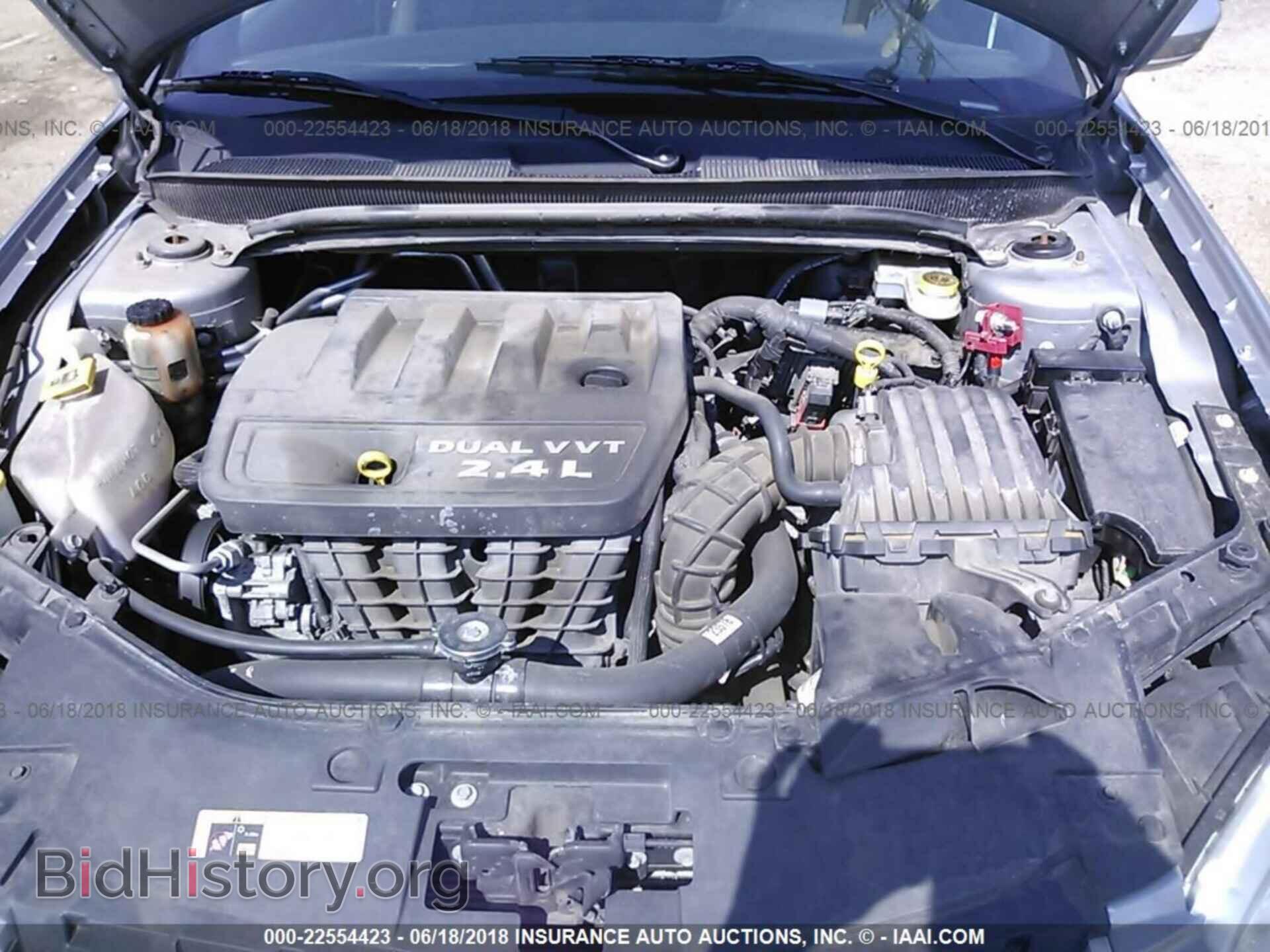 2014 Chrysler 200 - VIN: 1C3CCBBB0EN150476 - Photo 10