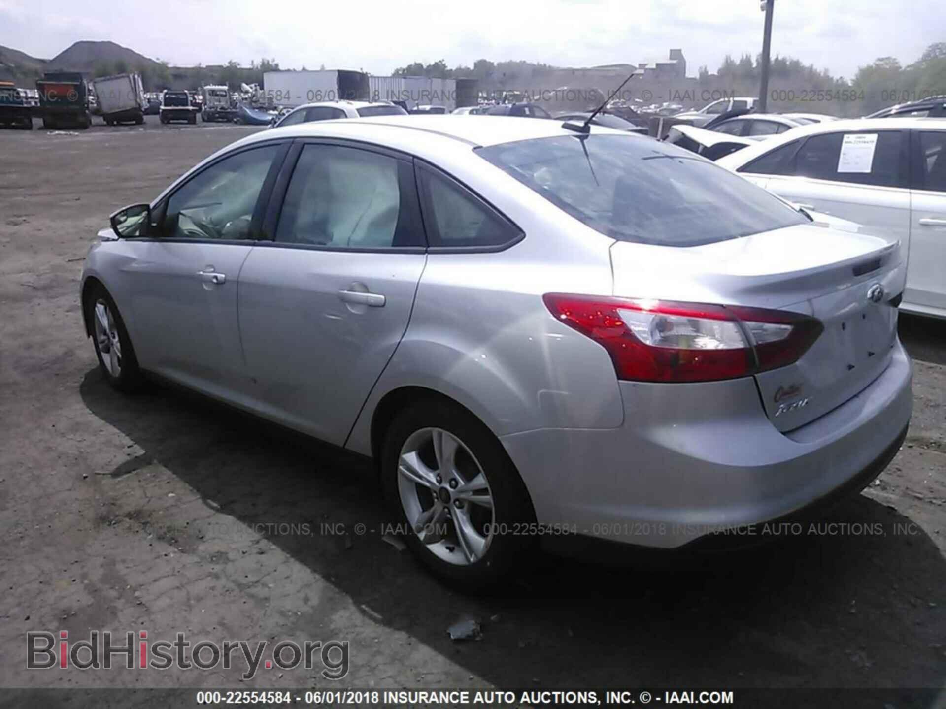 2014 Ford Focus - VIN: 1FADP3F27EL189250 - Photo 3