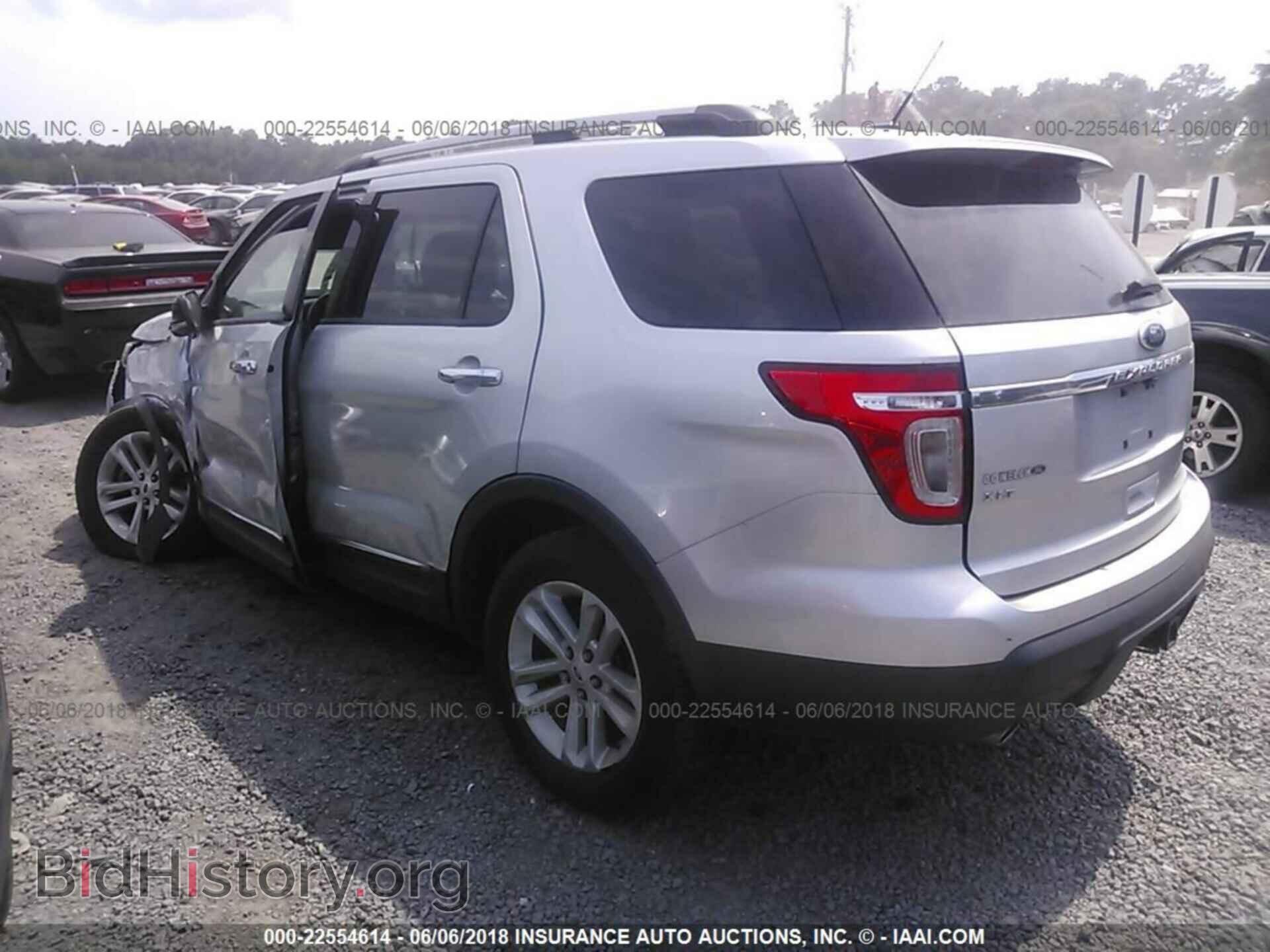 2012 Ford Explorer - VIN: 1FMHK7D84CGA19096 - Photo 3