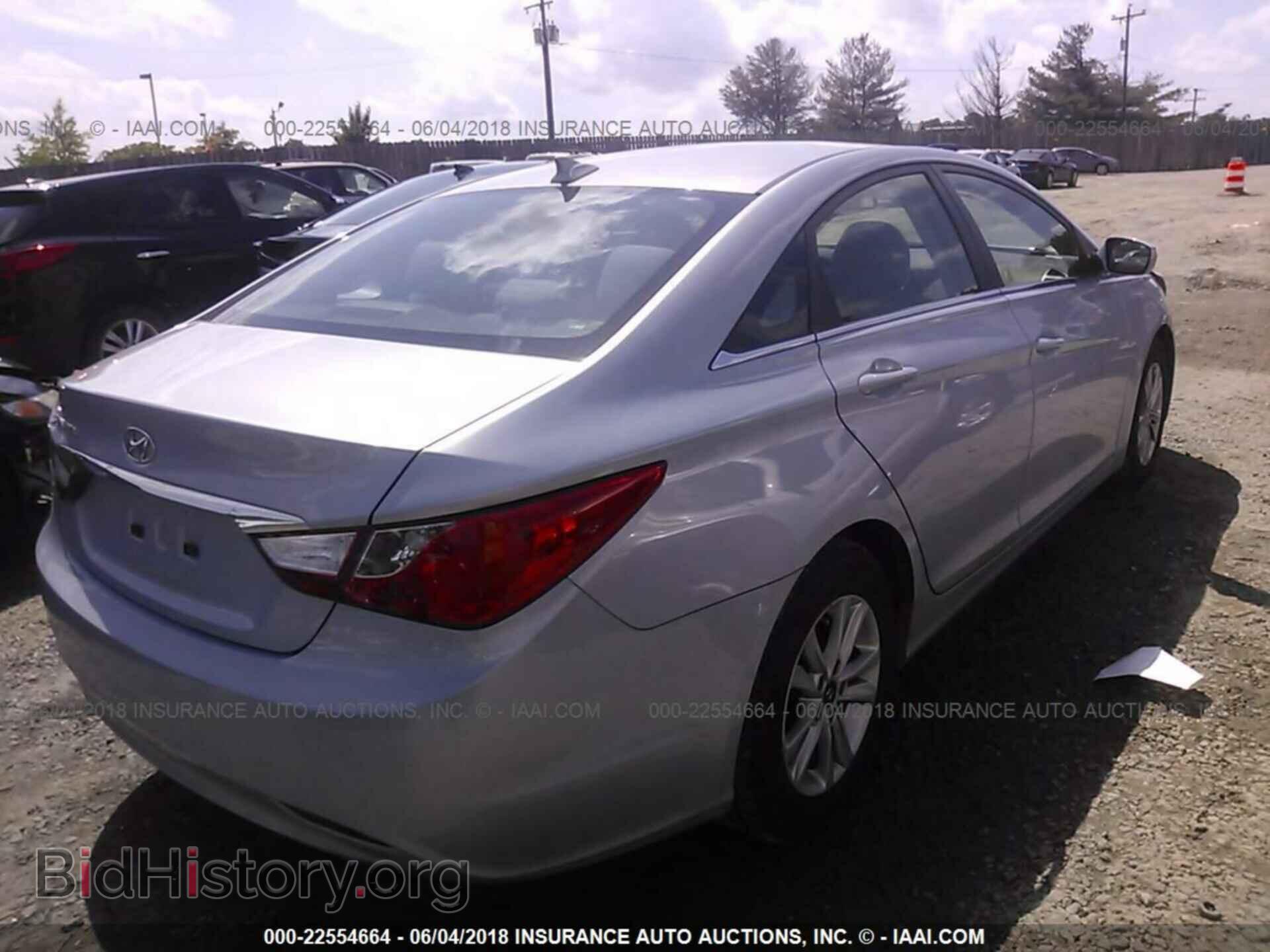 2012 Hyundai Sonata - VIN: 5NPEB4AC1CH392221 - Фото 4