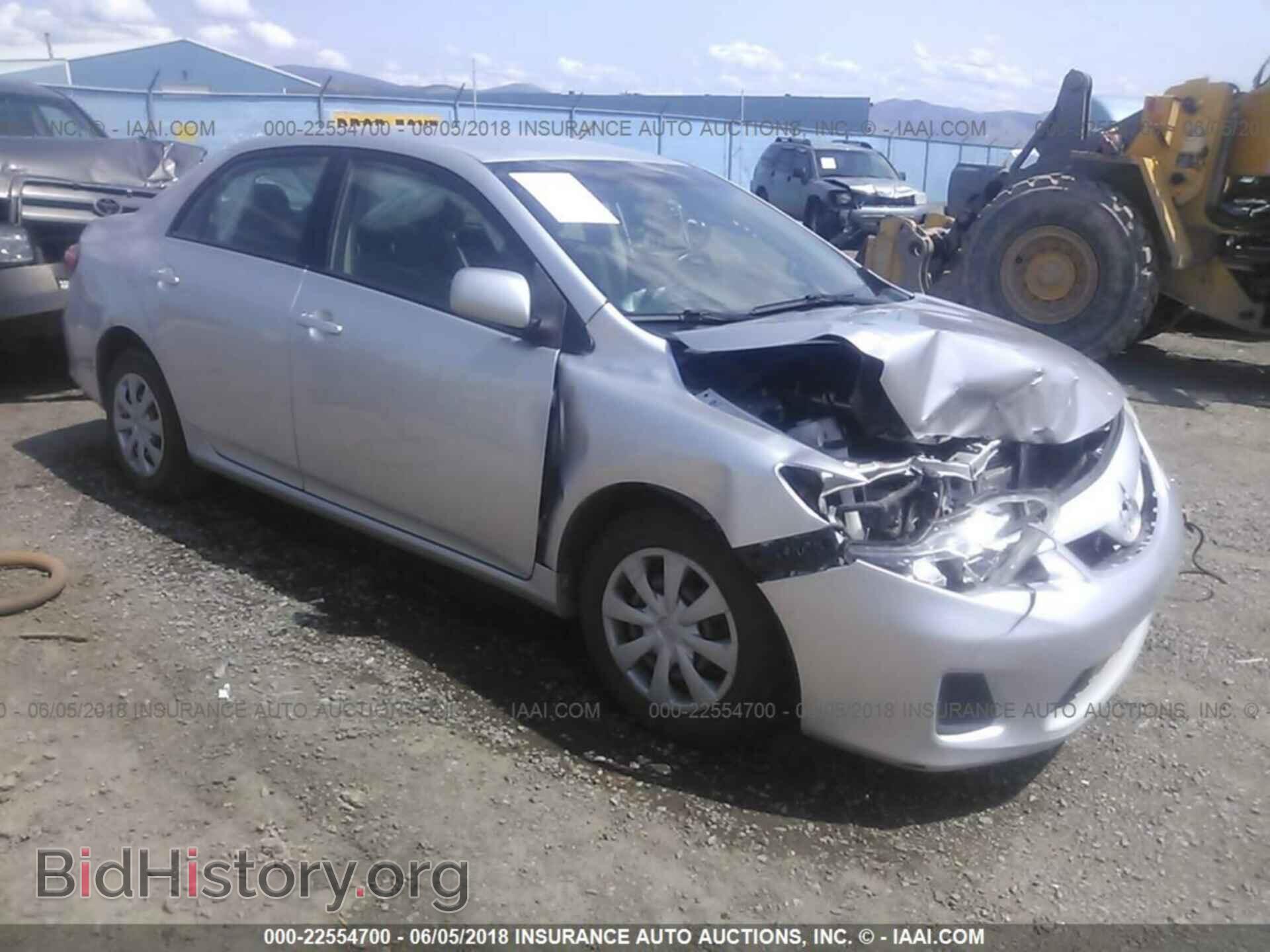 Фотография JTDBU4EE3BJ088693 - Toyota Corolla 2011