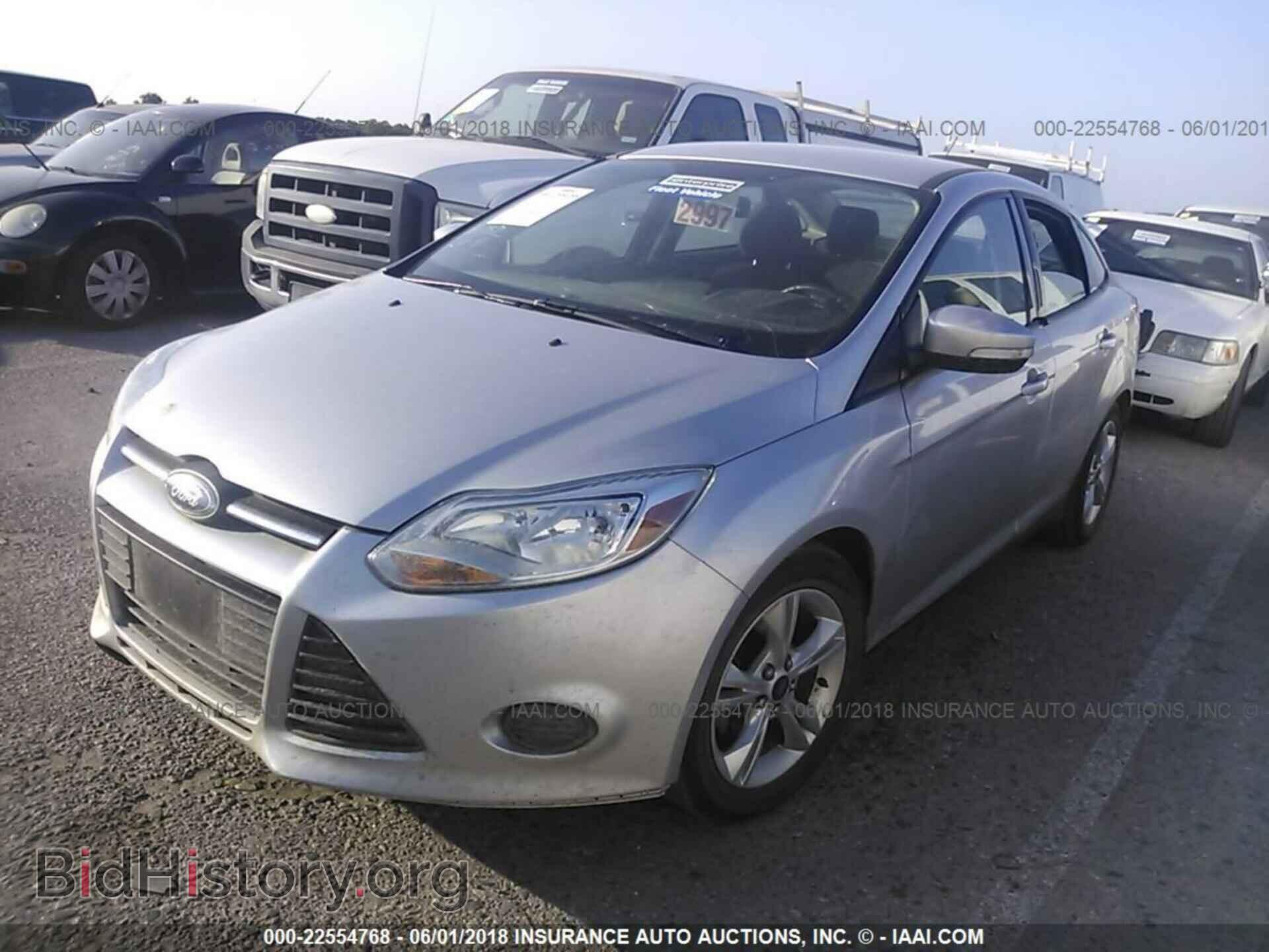 2014 Ford Focus - VIN: 1FADP3F21EL288338 - Фото 2