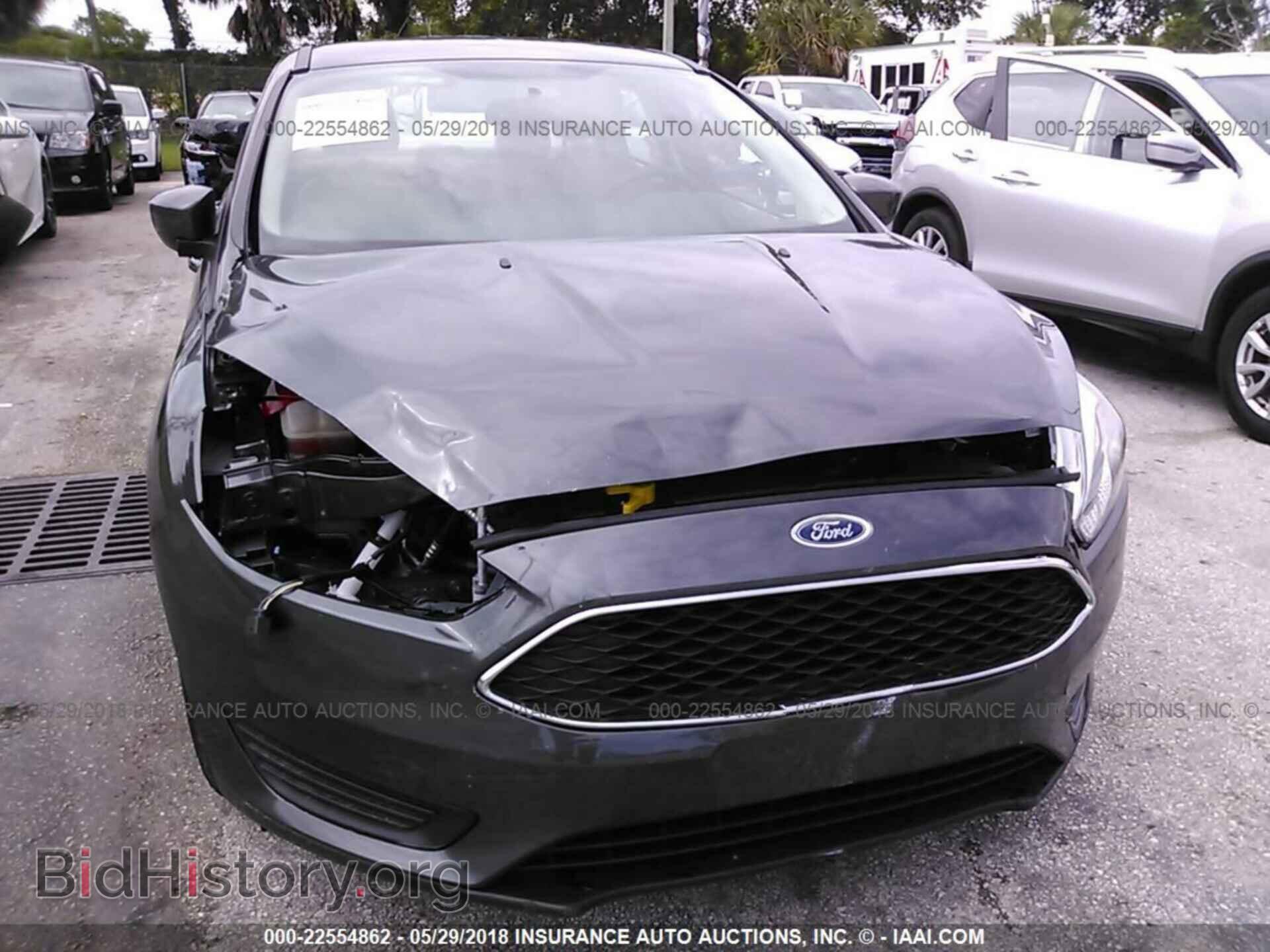 2018 Ford Focus - VIN: 1FADP3F2XJL250360 - Фото 6