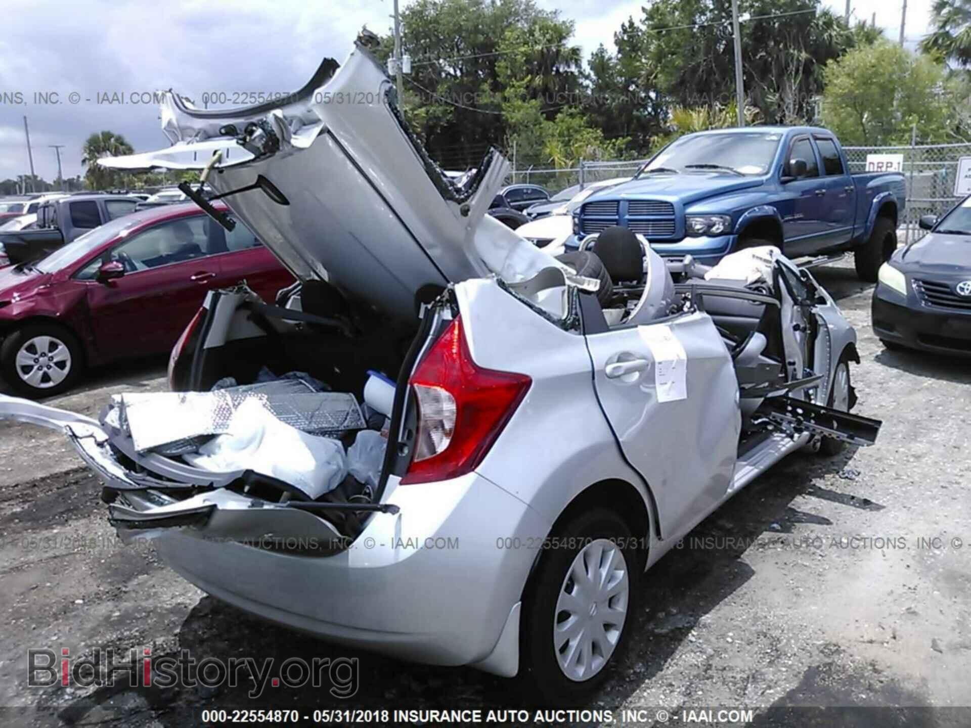 2014 Nissan Versa note - VIN: 3N1CE2CP0EL424388 - Фото 4