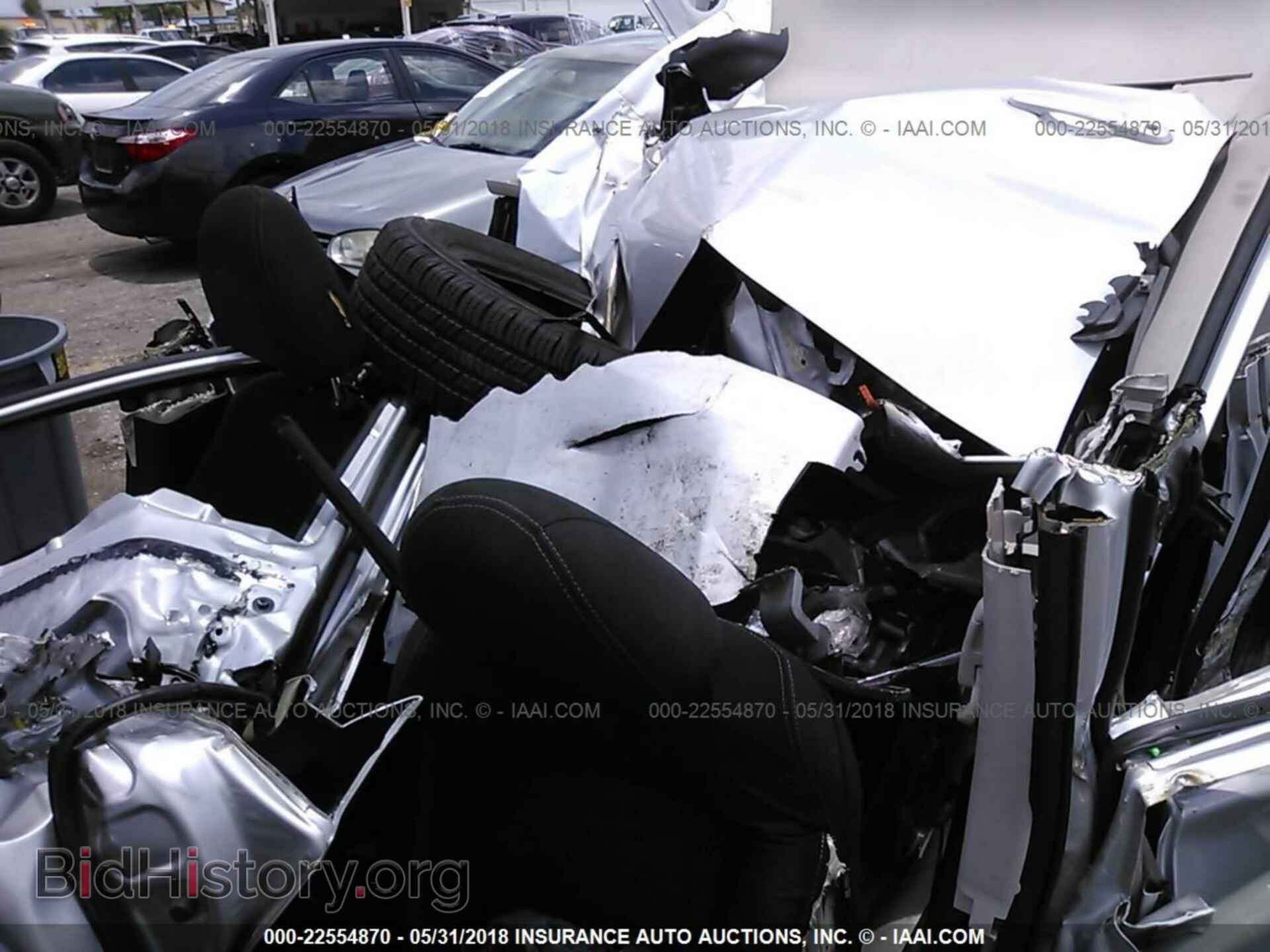 2014 Nissan Versa note - VIN: 3N1CE2CP0EL424388 - Фото 8