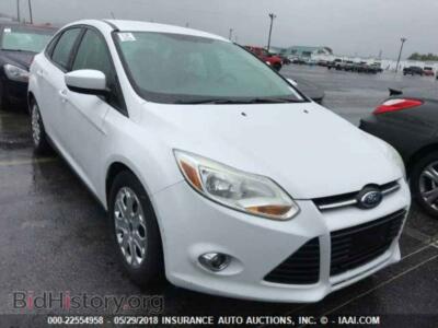2012 Ford FOCUS, белый — VIN 1FAHP3F23CL106699, IAAI