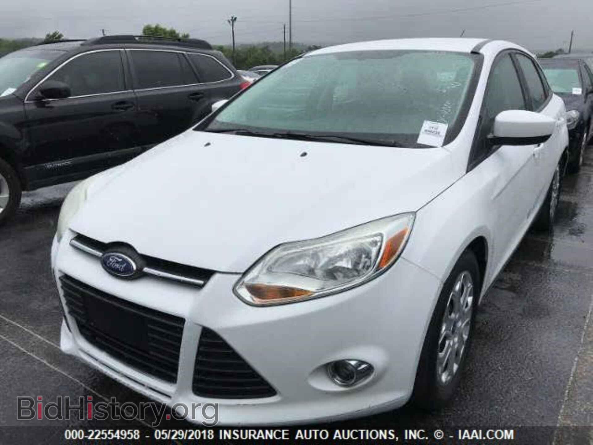 2012 Ford Focus - VIN: 1FAHP3F23CL106699 - Photo 9