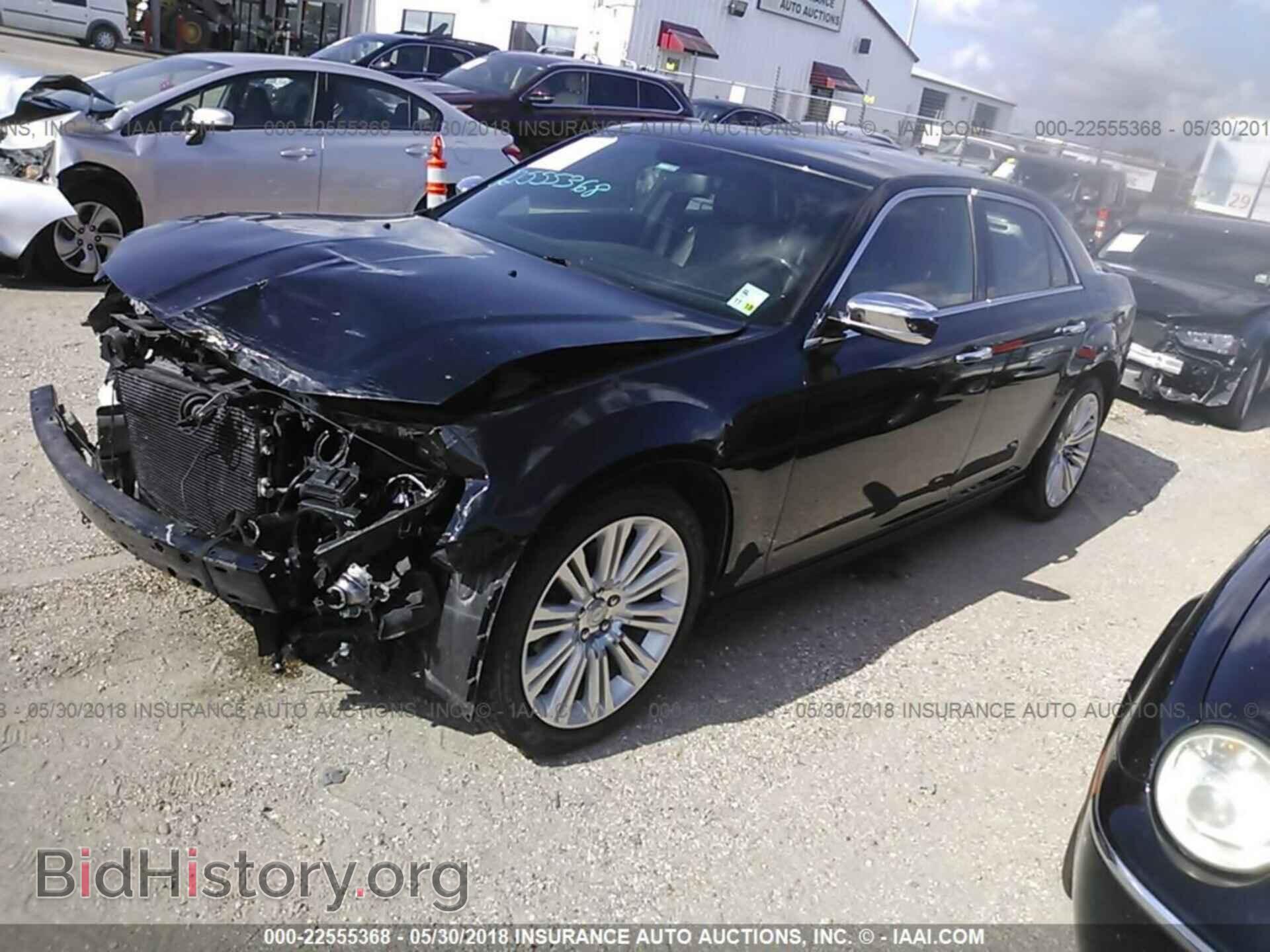 2013 Chrysler 300c - VIN: 2C3CCAEG6DH728315 - Фото 2