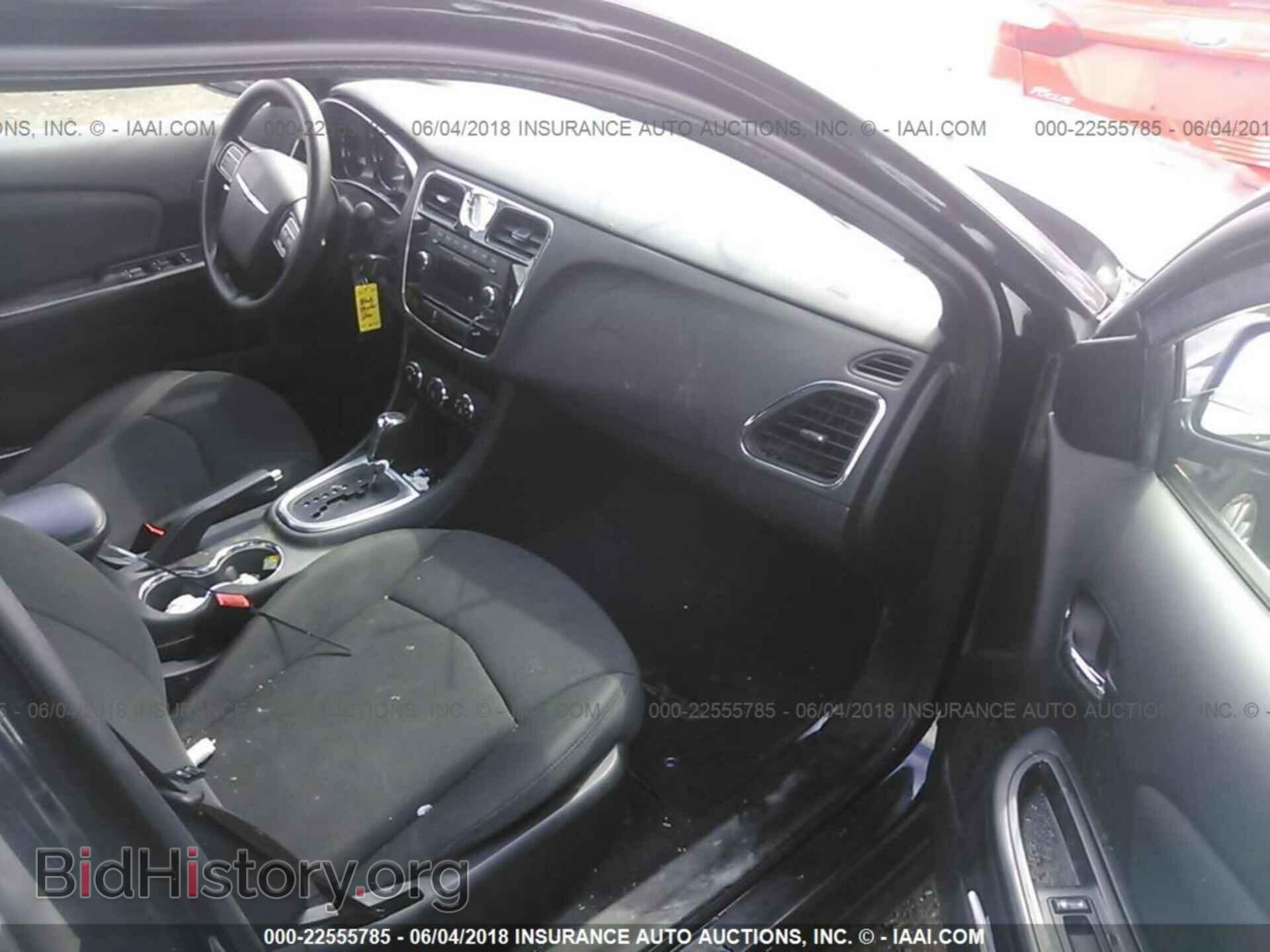 2012 Chrysler 200 - VIN: 1C3CCBAB8CN149719 - Фото 5