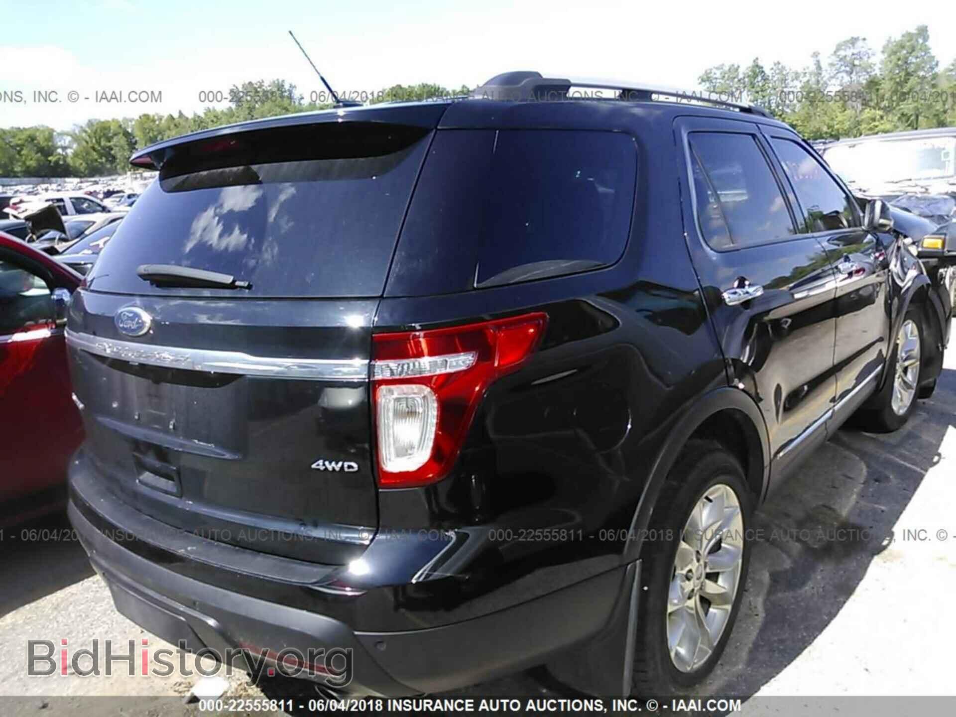 2012 Ford Explorer - VIN: 1FMHK8F82CGA02655 - Photo 4