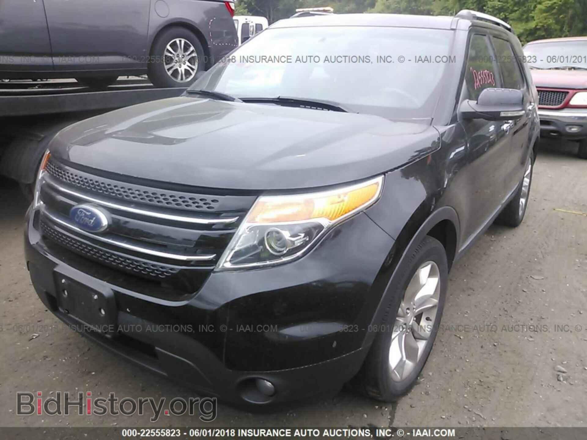 2012 Ford Explorer - VIN: 1FMHK8F89CGA06671 - Photo 2