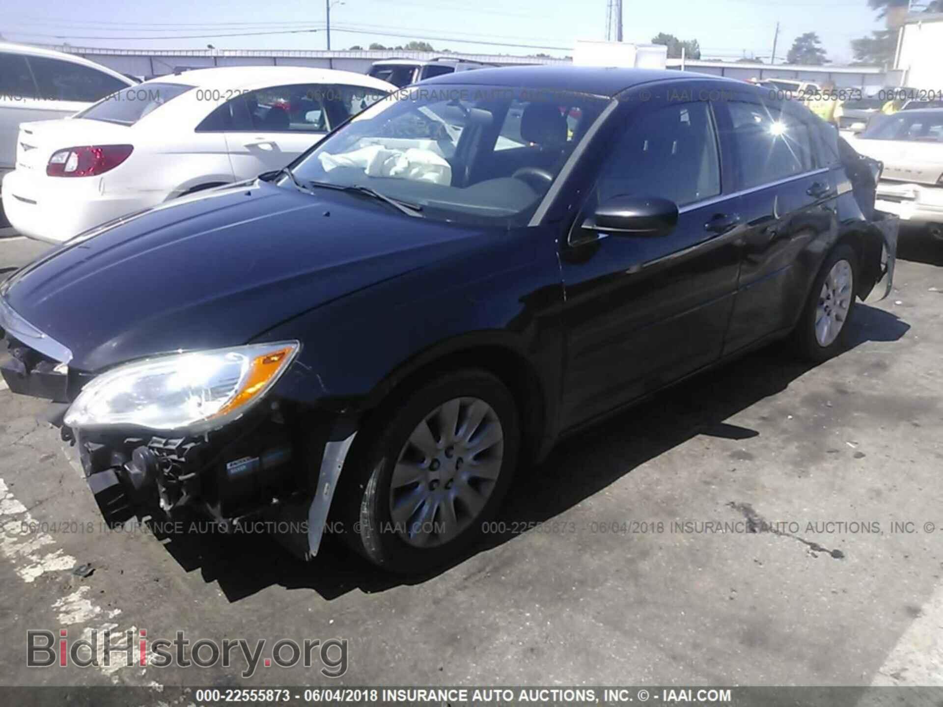 2012 Chrysler 200 - VIN: 1C3CCBABXCN246663 - Photo 2