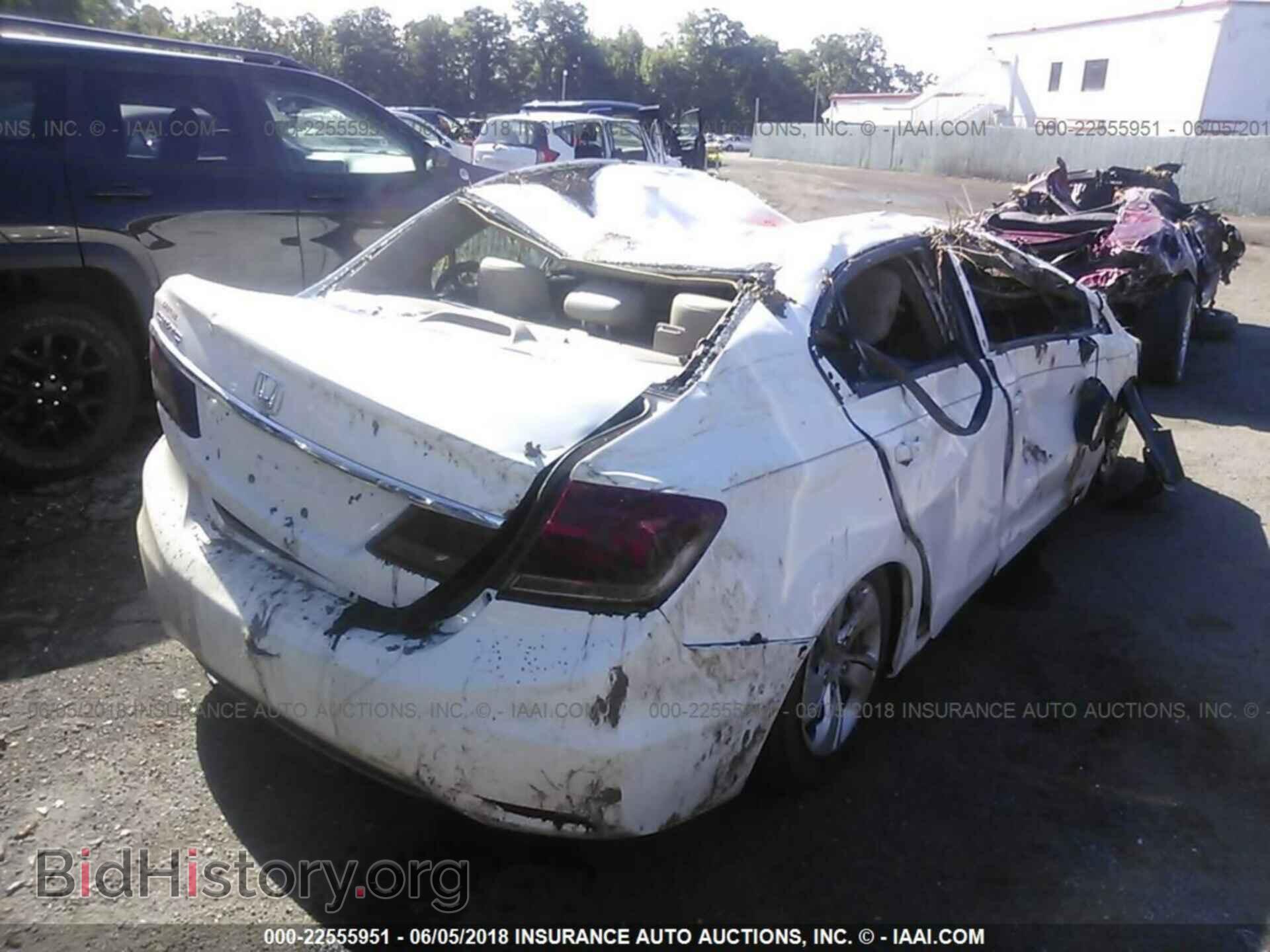 2014 HONDA CIVIC - VIN: 19XFB2F58EE211660 - Photo 4
