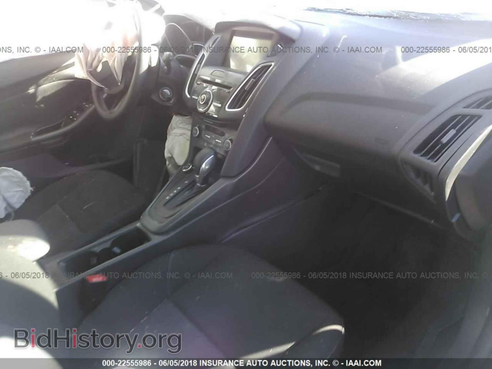 2018 Ford Focus - VIN: 1FADP3M26JL223482 - Фото 5