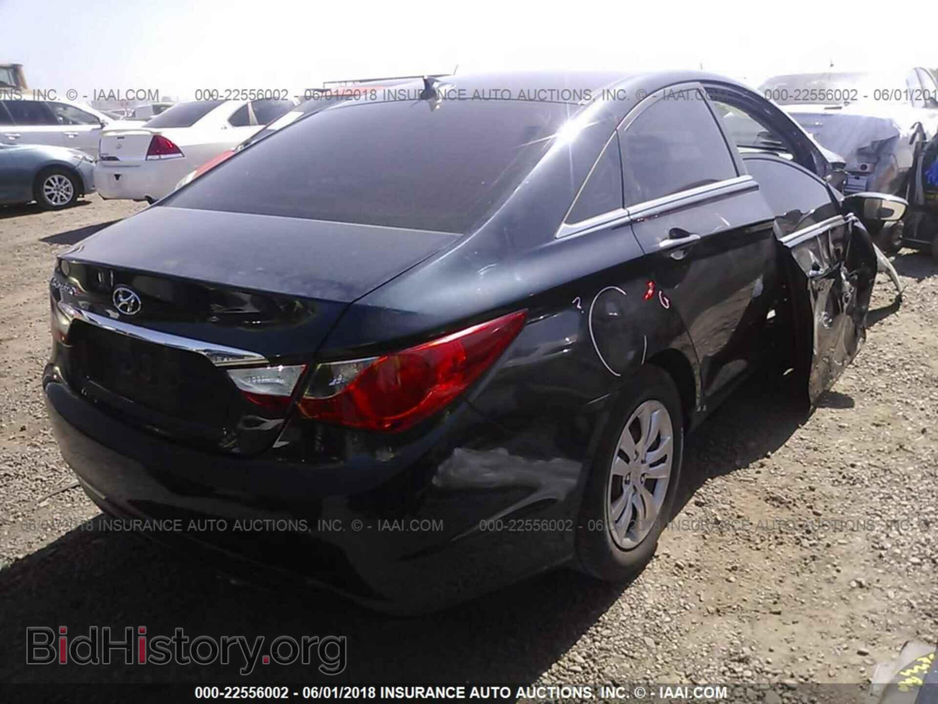 2012 Hyundai Sonata - VIN: 5NPEB4AC5CH457779 - Фото 4