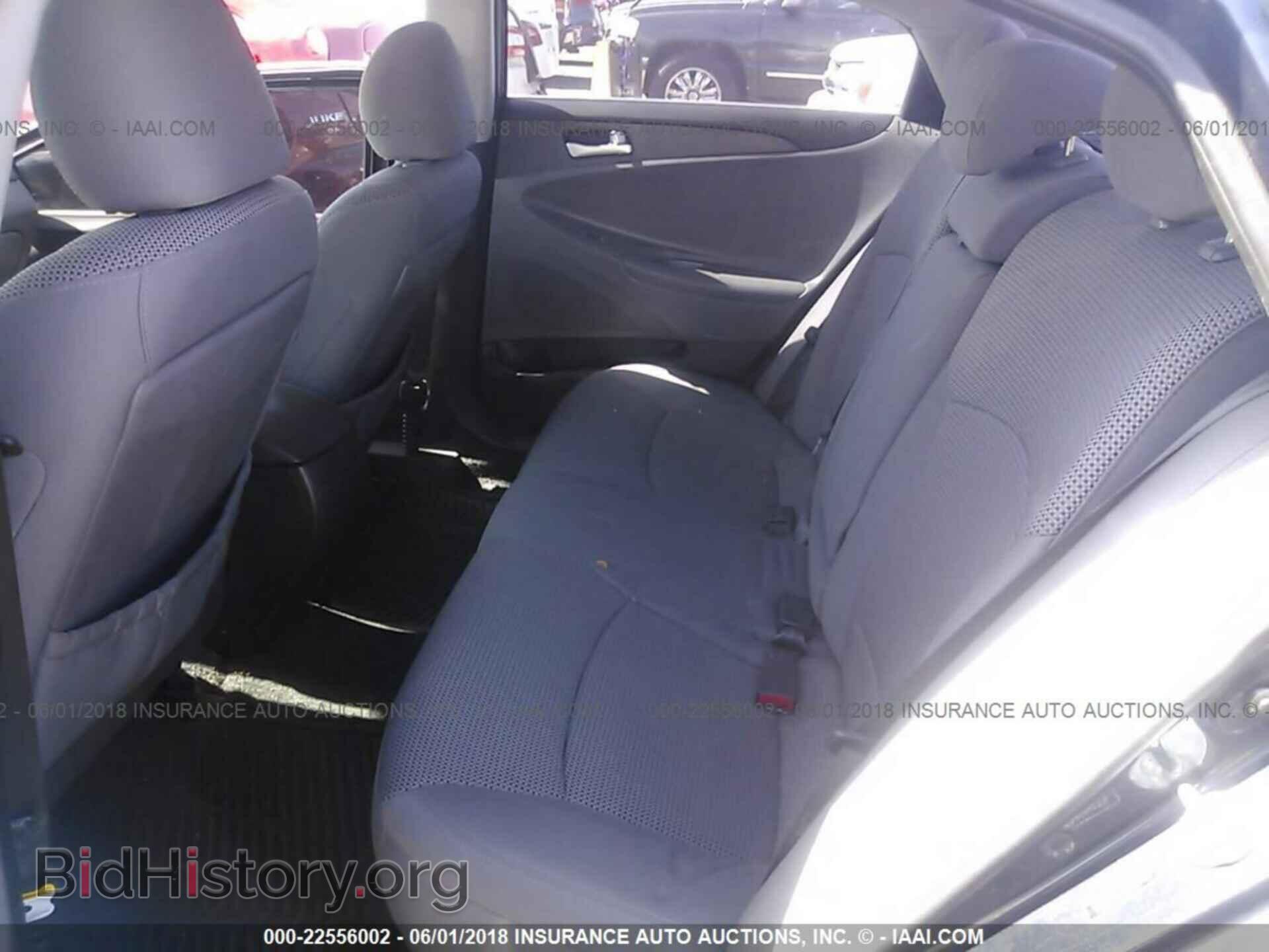 2012 Hyundai Sonata - VIN: 5NPEB4AC5CH457779 - Фото 8