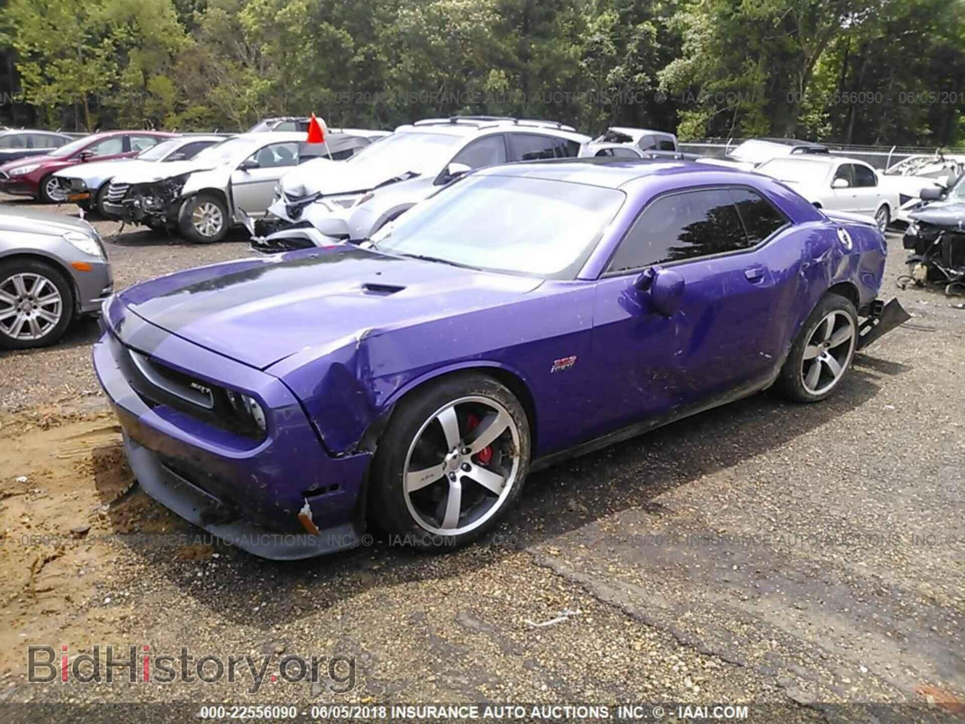 2013 Dodge Challenger - VIN: 2C3CDYCJ2DH671762 - Photo 2
