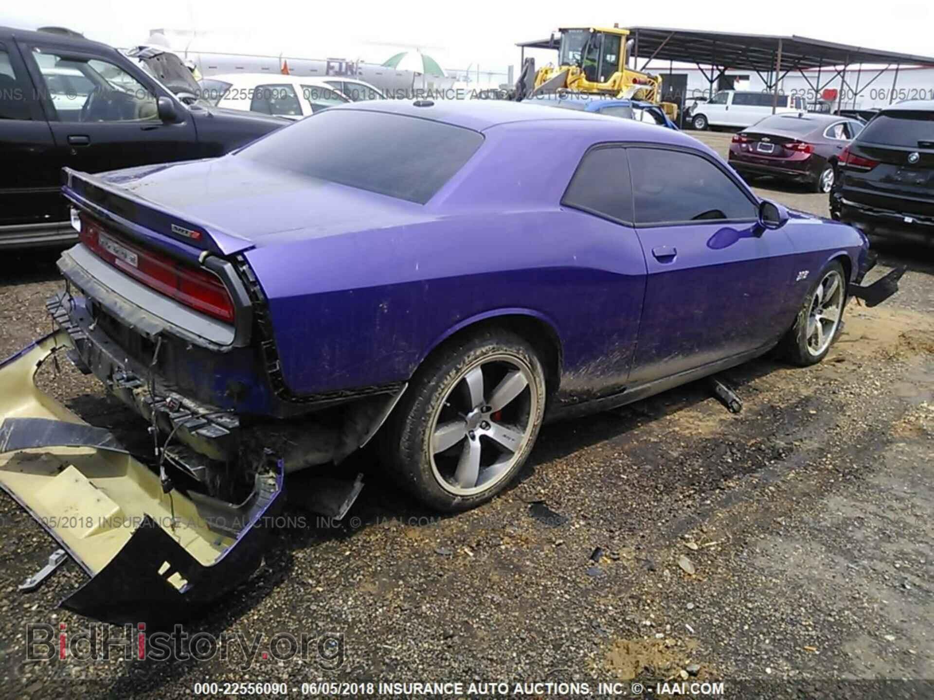 2013 Dodge Challenger - VIN: 2C3CDYCJ2DH671762 - Photo 4