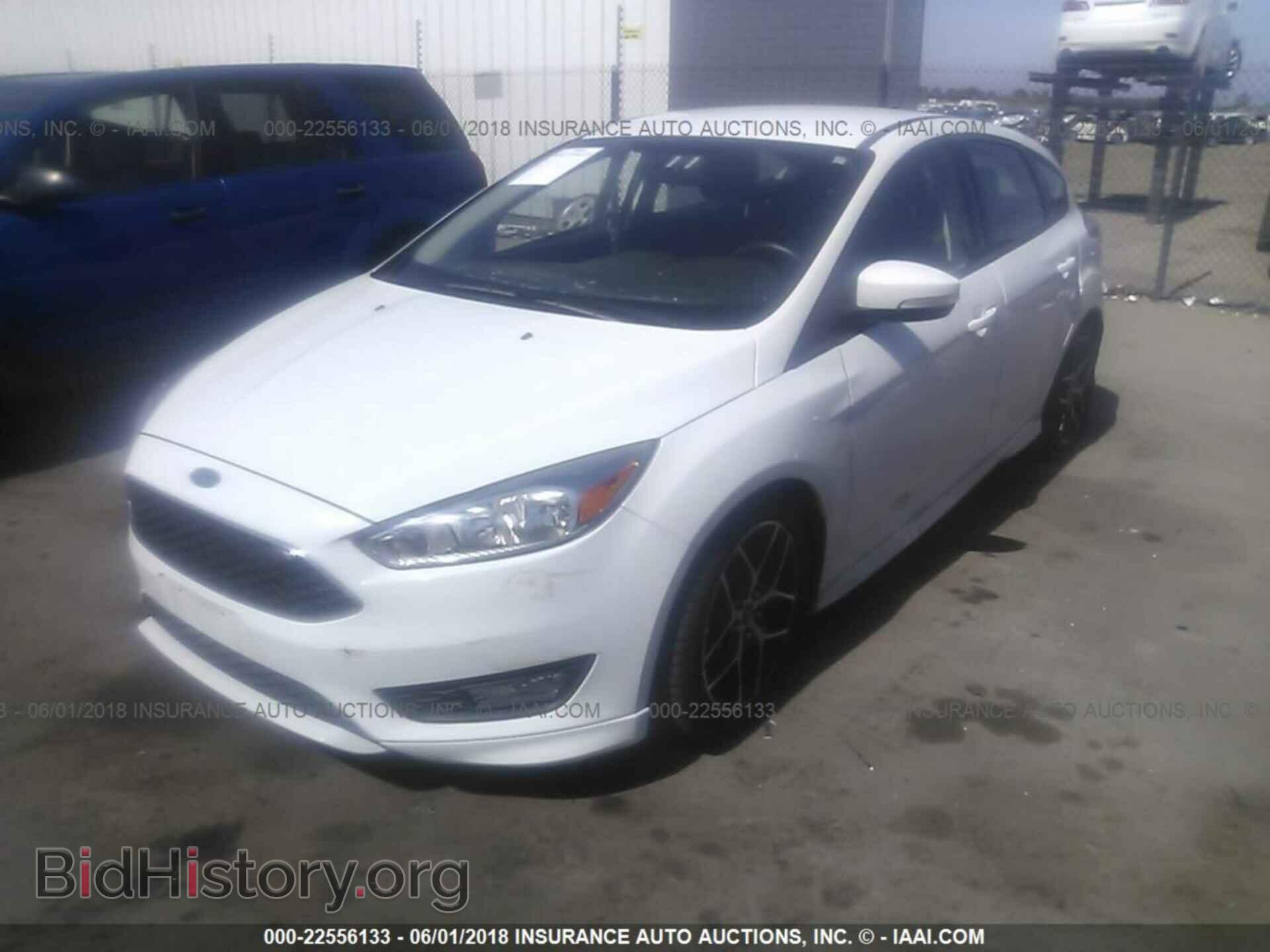 2015 Ford Focus - VIN: 1FADP3K29FL380336 - Photo 2