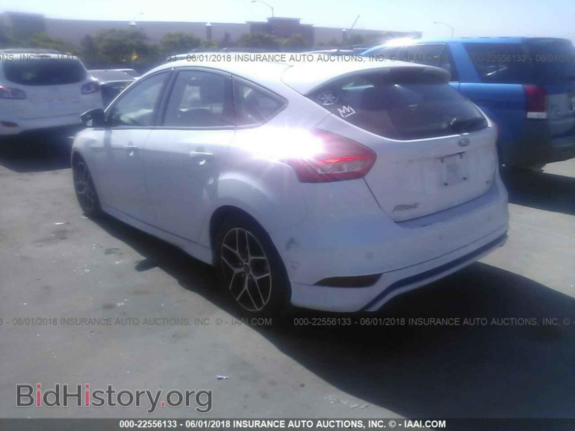 2015 Ford Focus - VIN: 1FADP3K29FL380336 - Photo 3