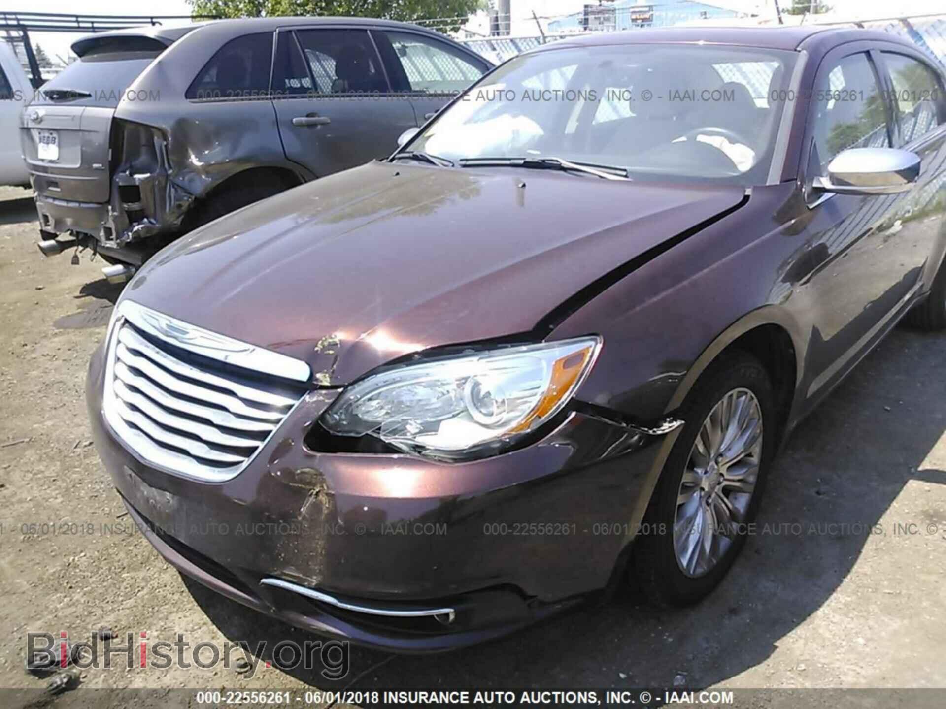 2013 Chrysler 200 - VIN: 1C3CCBCG0DN747037 - Photo 6