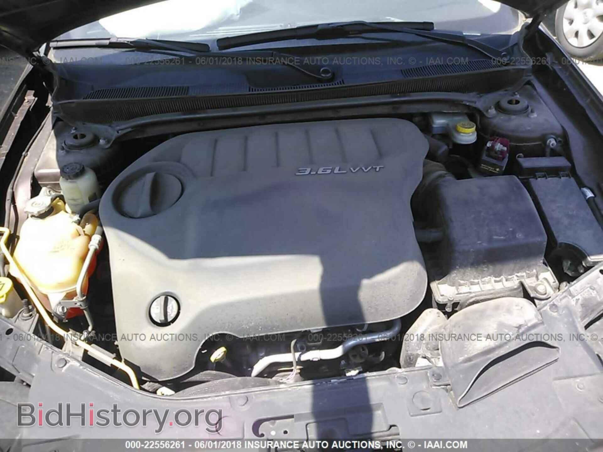 2013 Chrysler 200 - VIN: 1C3CCBCG0DN747037 - Photo 10