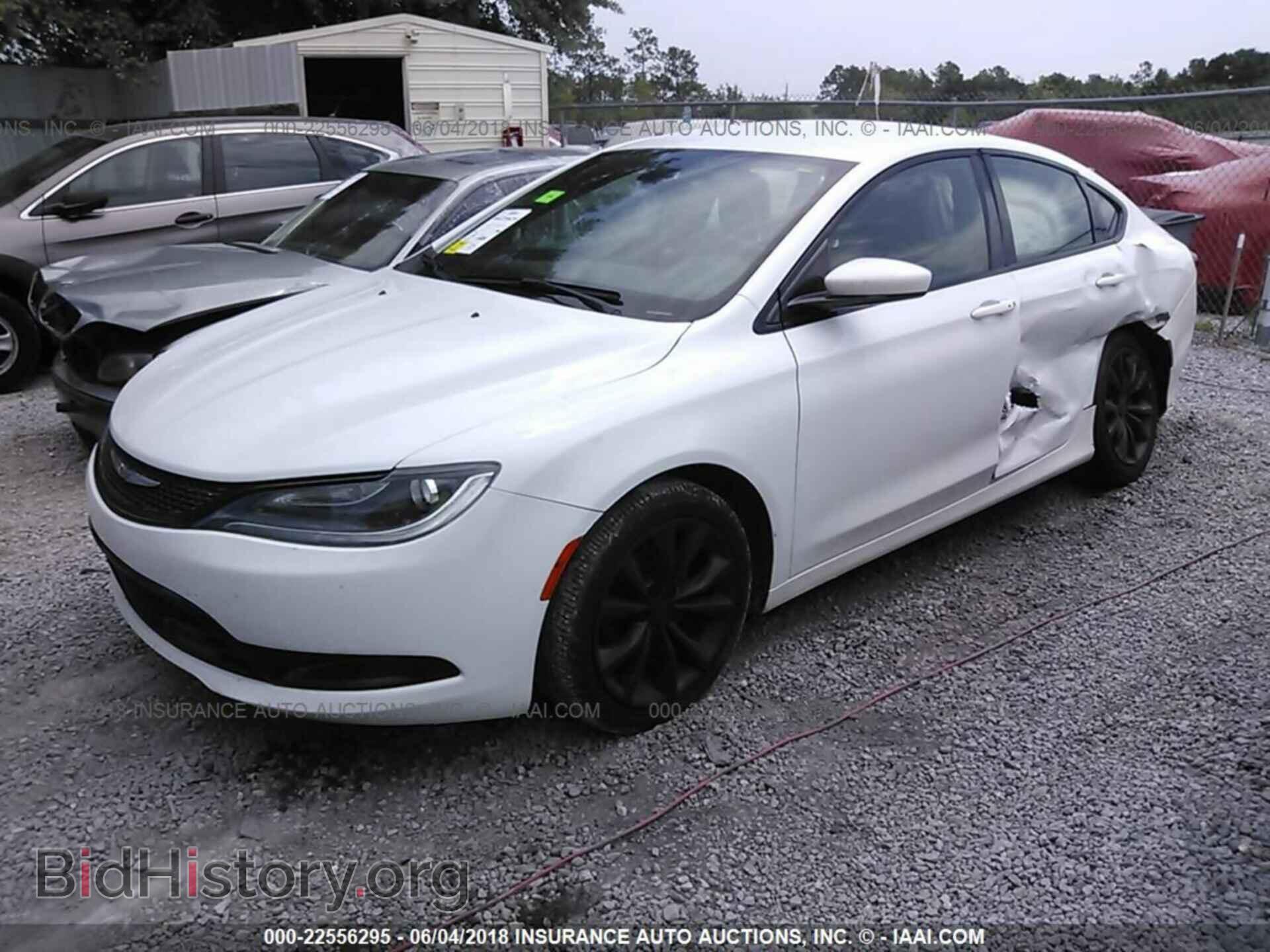 2015 Chrysler 200 - VIN: 1C3CCCBB2FN704771 - Фото 2