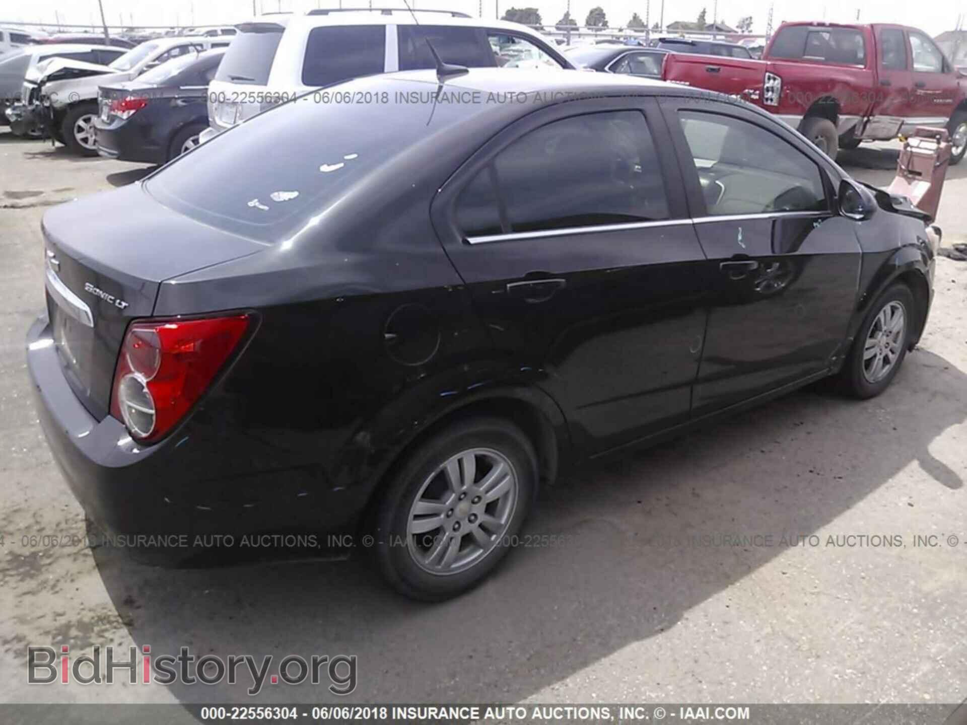 2014 Chevrolet Sonic - VIN: 1G1JC5SH7E4241641 - Фото 4