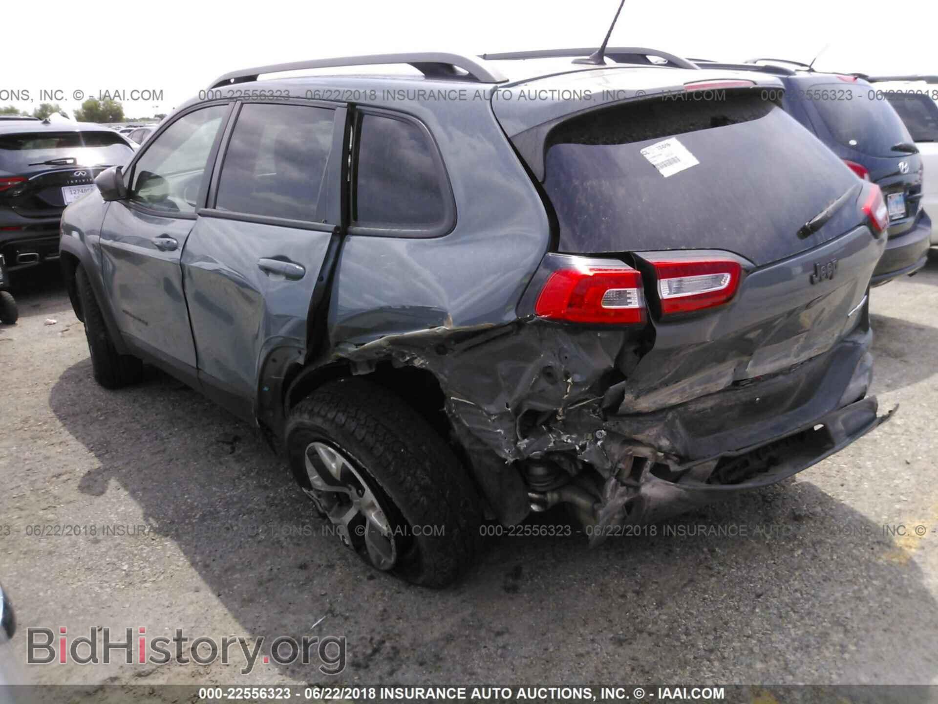 2014 Jeep Cherokee - VIN: 1C4PJMBB0EW219546 - Фото 3