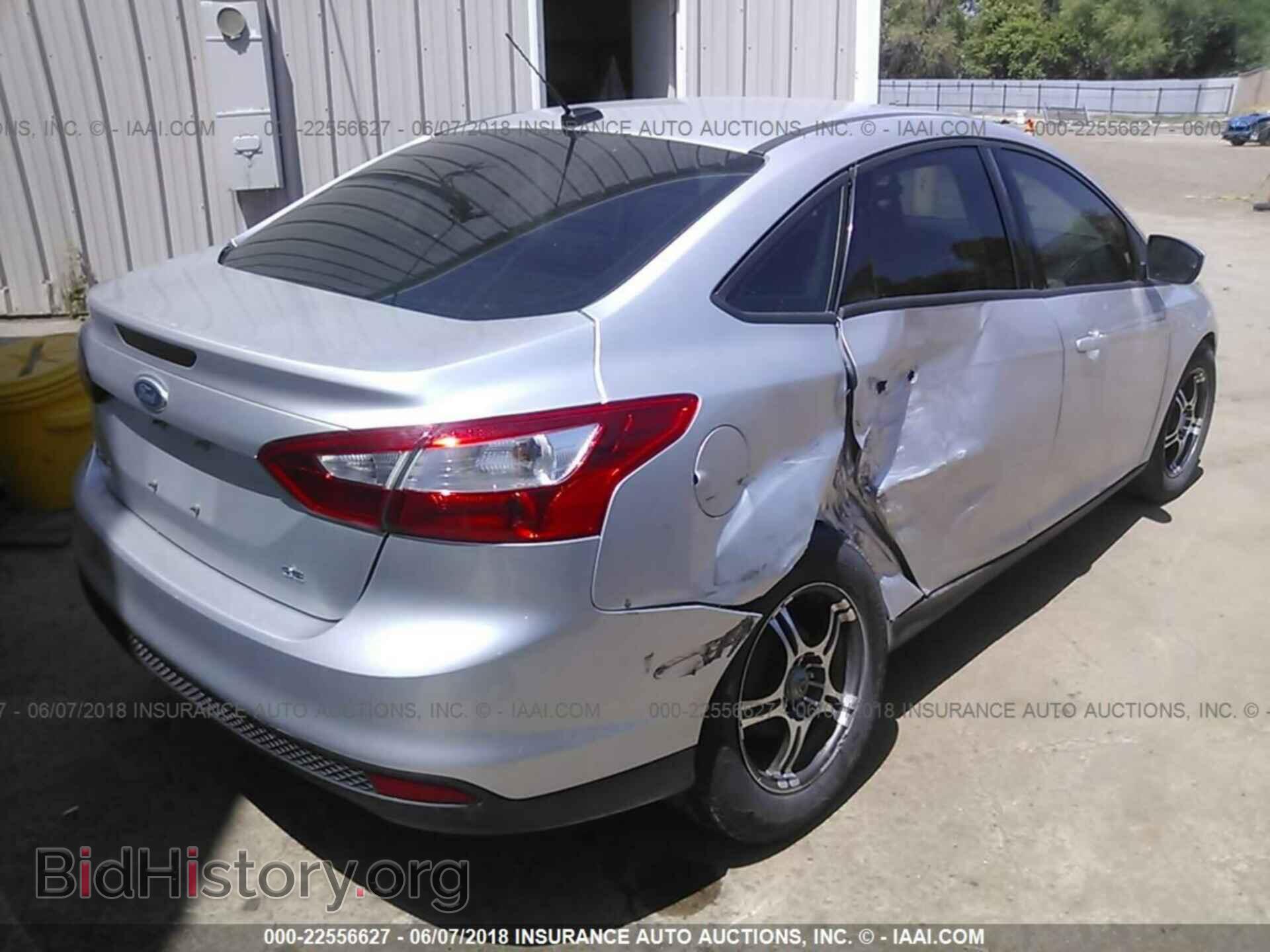 2012 Ford Focus - VIN: 1FAHP3F28CL236302 - Фото 4