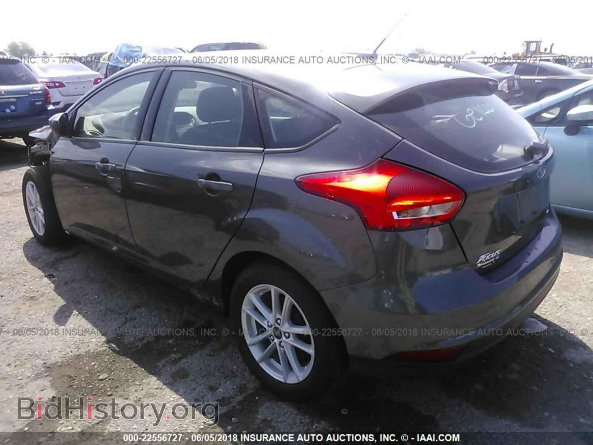 2018 Ford Focus - VIN: 1FADP3K20JL259428 - Фото 3