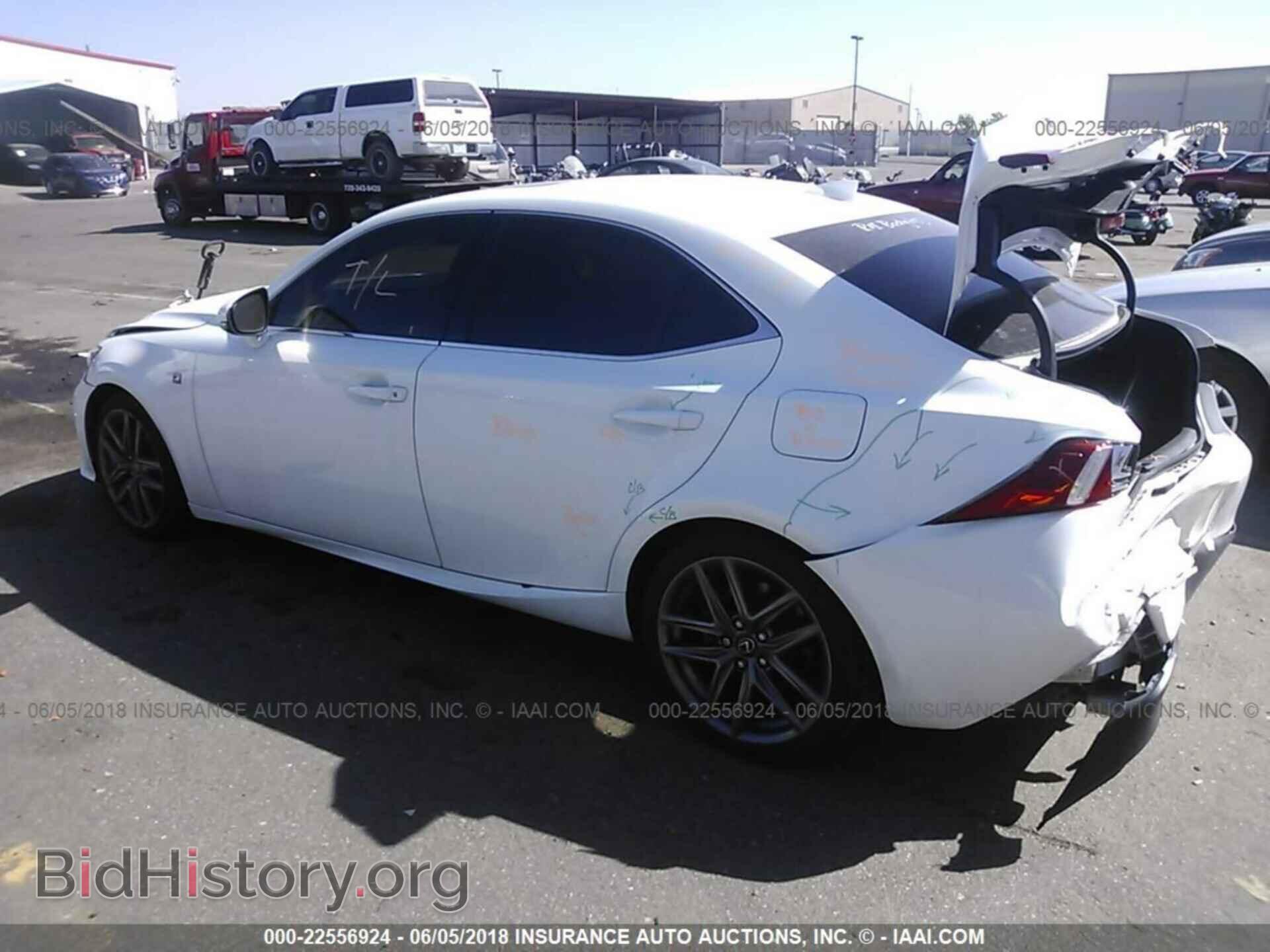 2014 Lexus Is - VIN: JTHCF1D24E5009645 - Photo 3