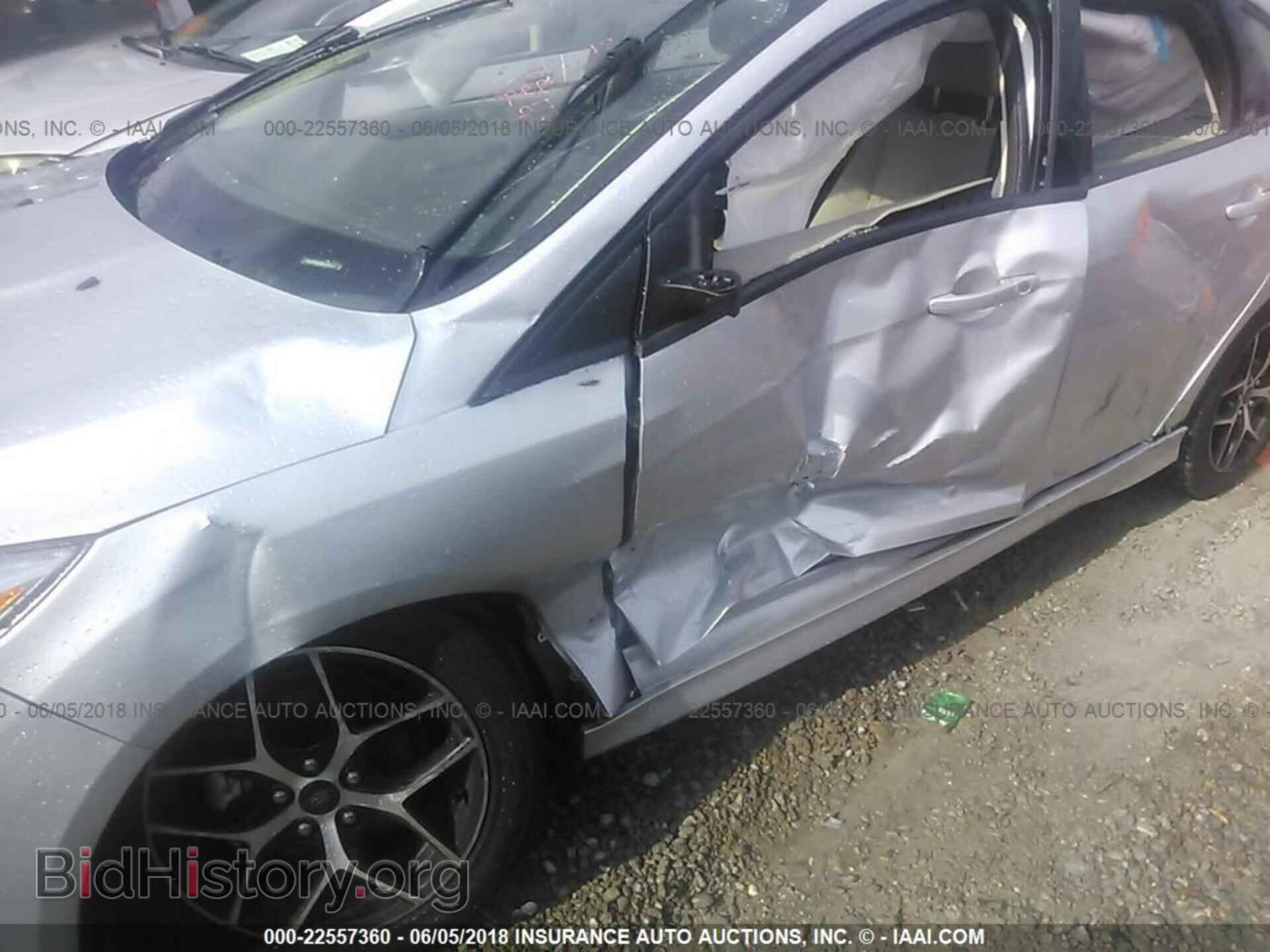 2016 Ford Focus - VIN: 1FADP3F26GL397221 - Photo 6