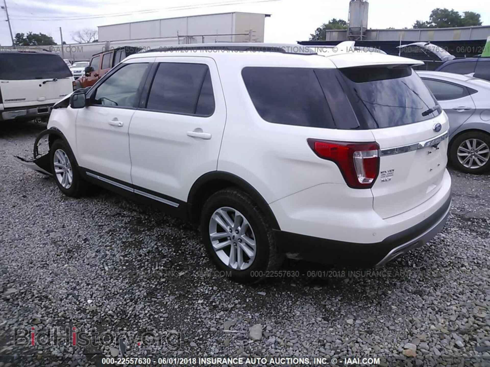 2017 Ford Explorer - VIN: 1FM5K7D87HGD62107 - Photo 3
