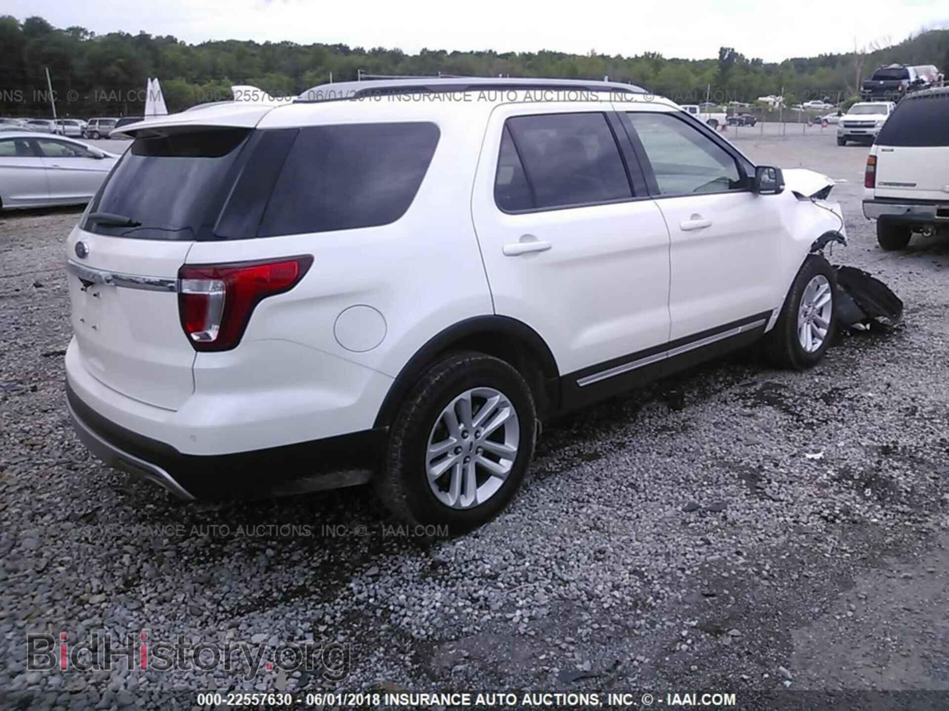 2017 Ford Explorer - VIN: 1FM5K7D87HGD62107 - Photo 4