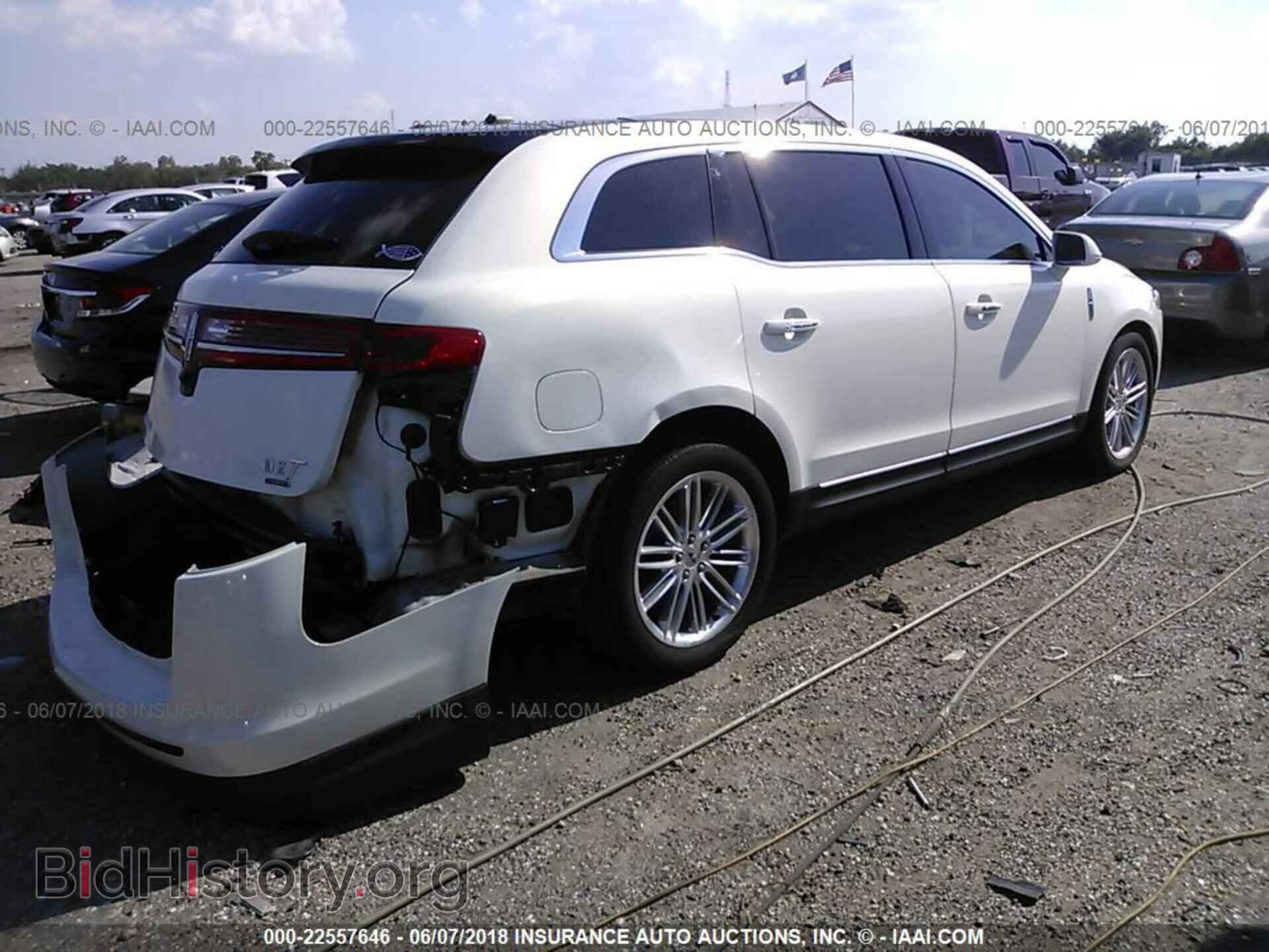 2013 Lincoln Mkt - VIN: 2LMHJ5AT2DBL54144 - Фото 4