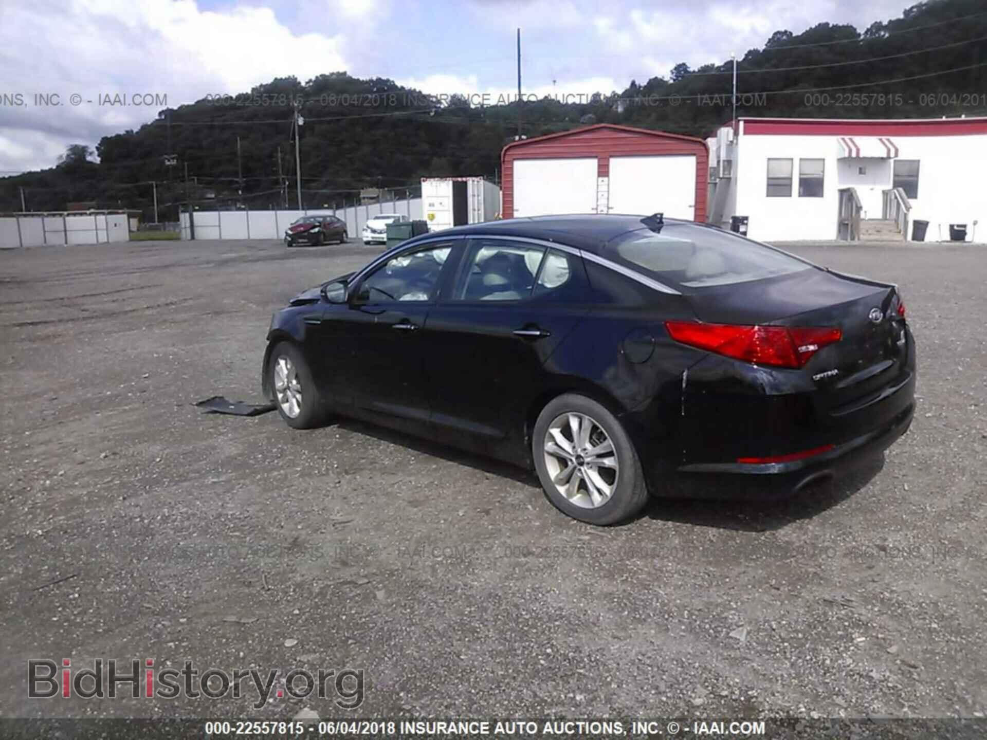 2011 Kia Optima - VIN: KNAGN4A71B5071097 - Фото 3