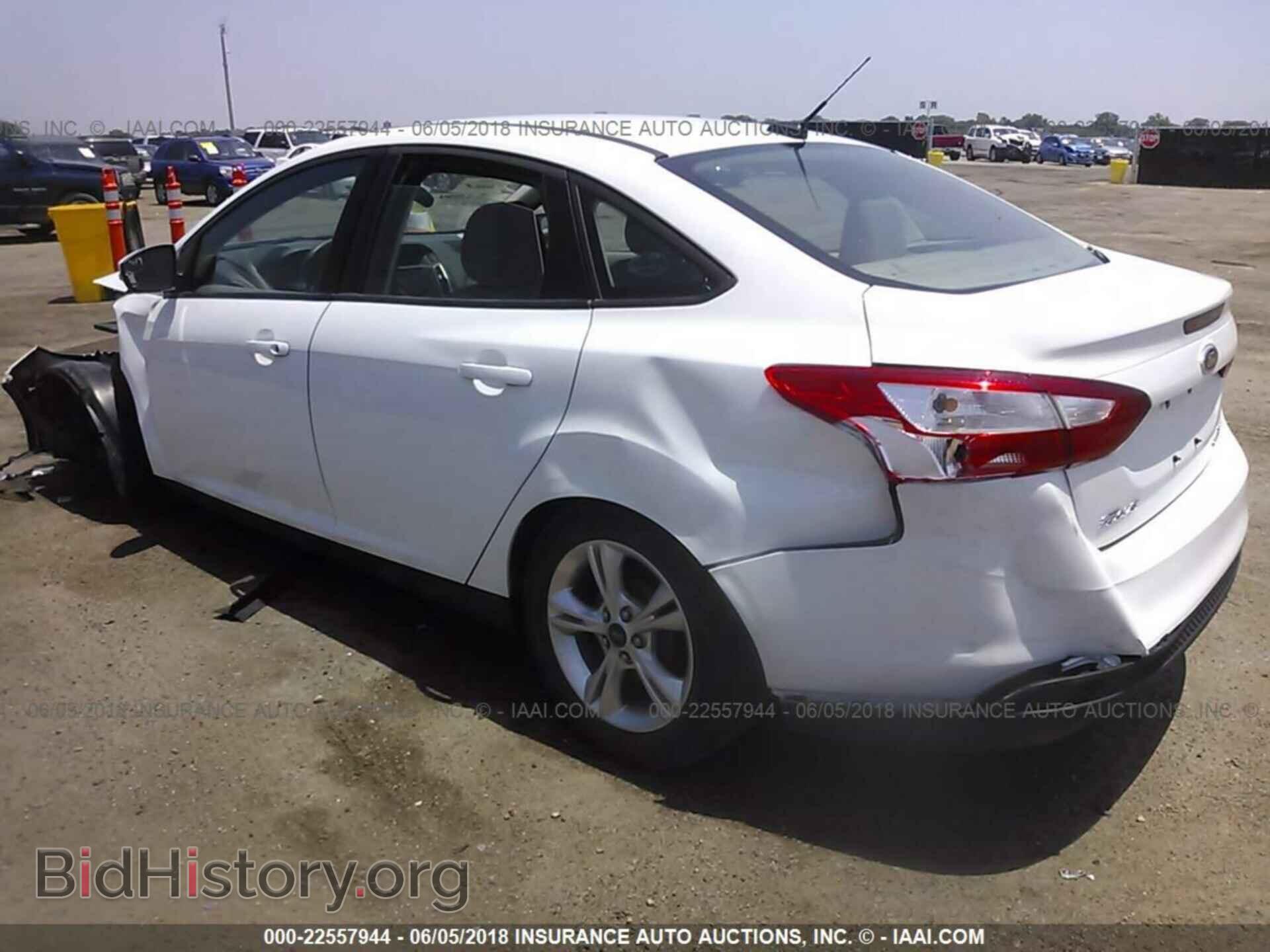 2014 Ford Focus - VIN: 1FADP3F25EL155310 - Фото 3
