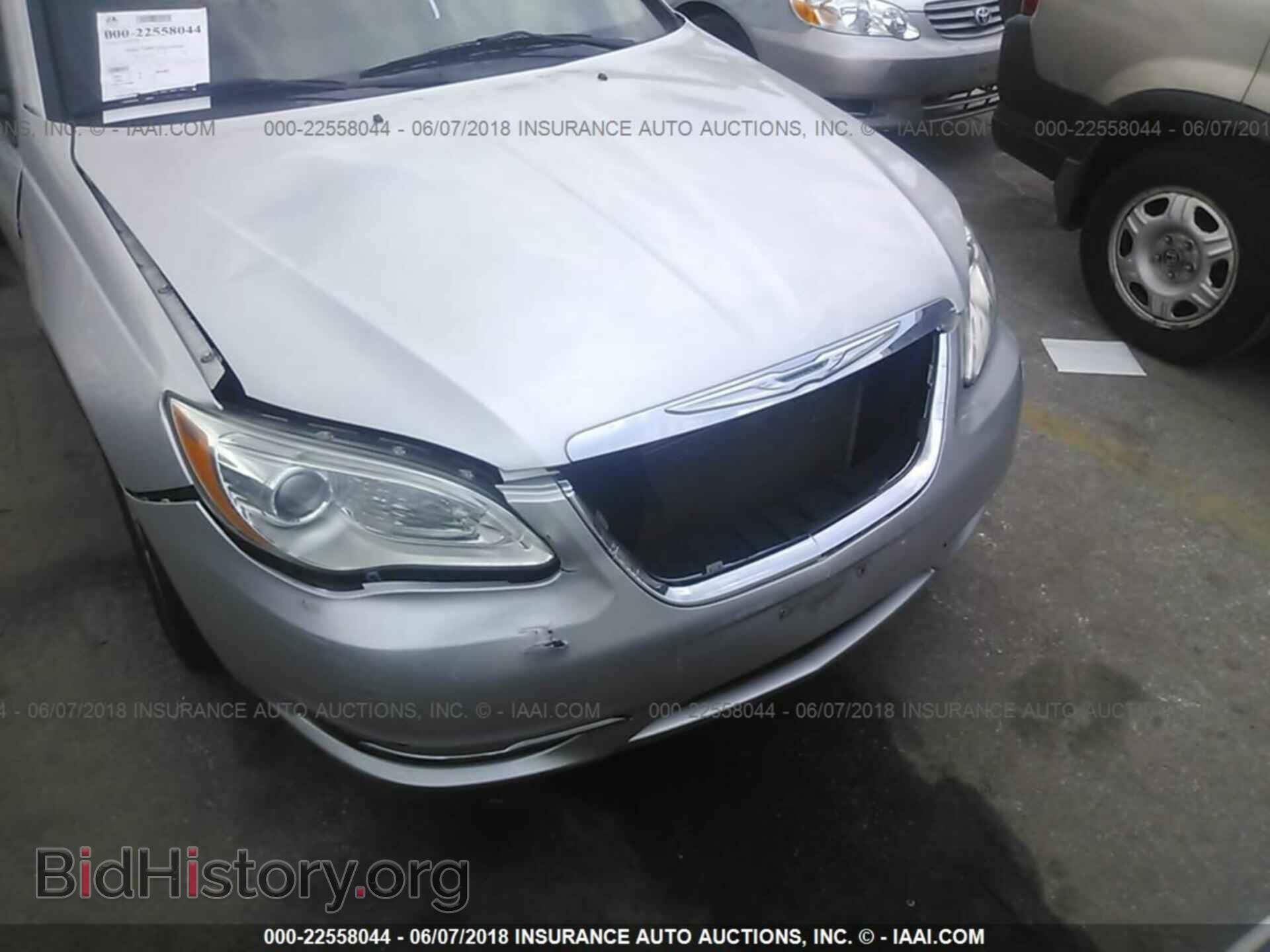 2012 Chrysler 200 - VIN: 1C3CCBAB5CN229155 - Фото 6
