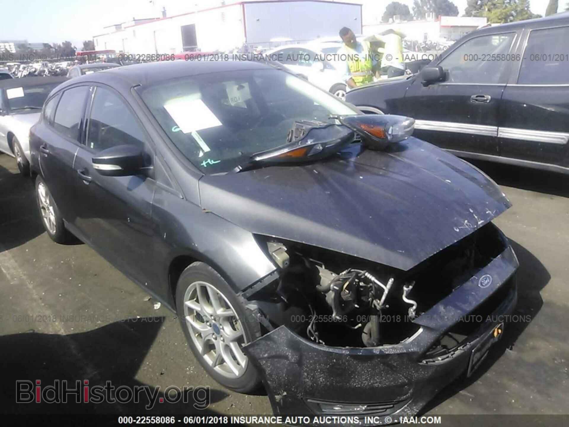 Photo 1FADP3K21FL330210 - Ford Focus 2015