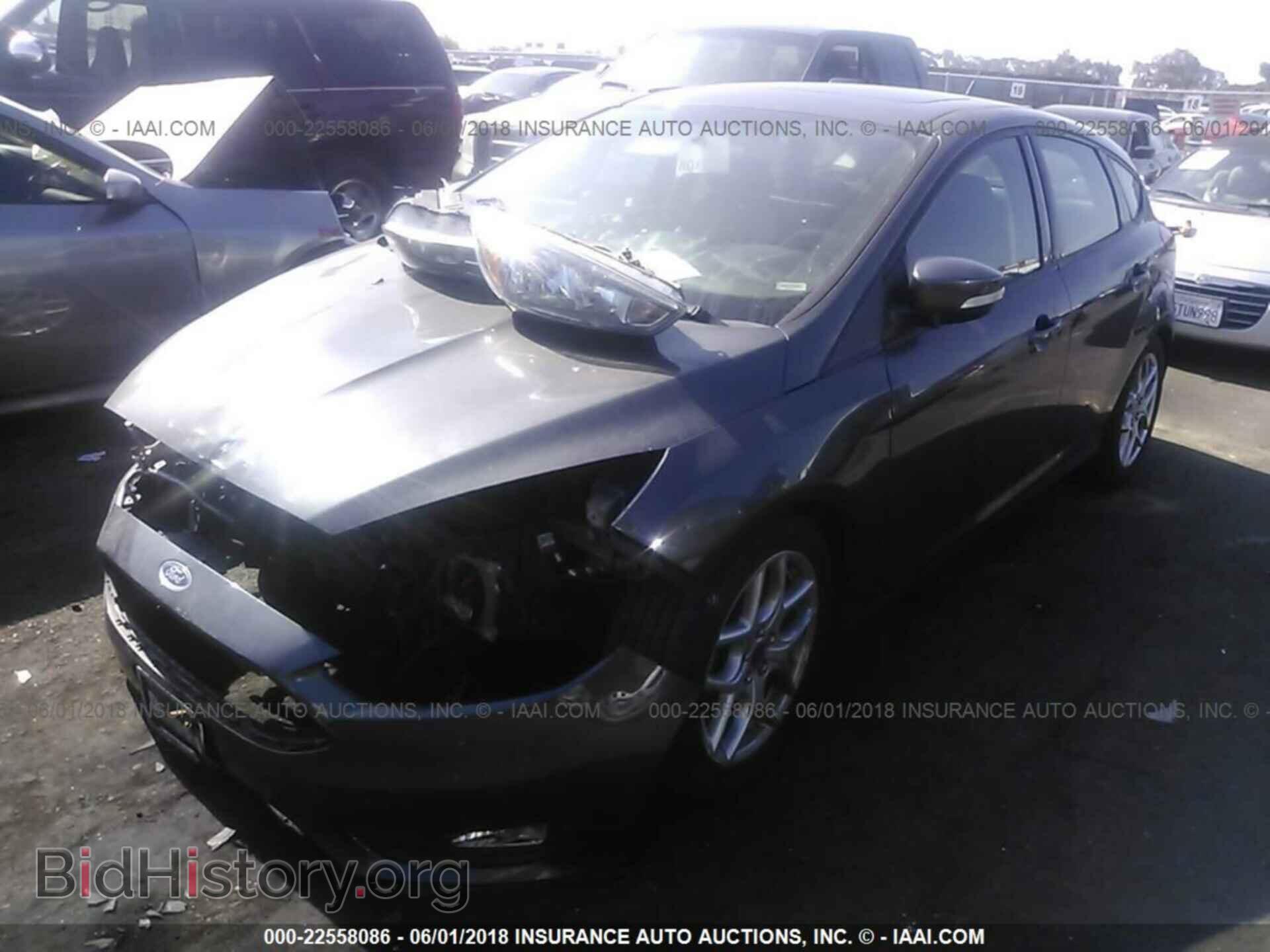 2015 Ford Focus - VIN: 1FADP3K21FL330210 - Photo 2