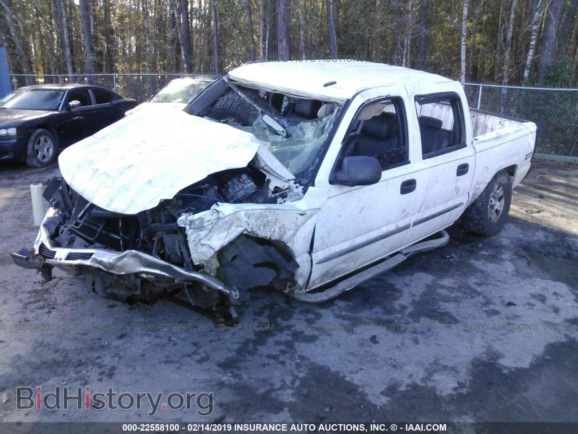 2006 GMC NEW SIERRA - VIN: 2GTEK13TX61119781 - Фото 2